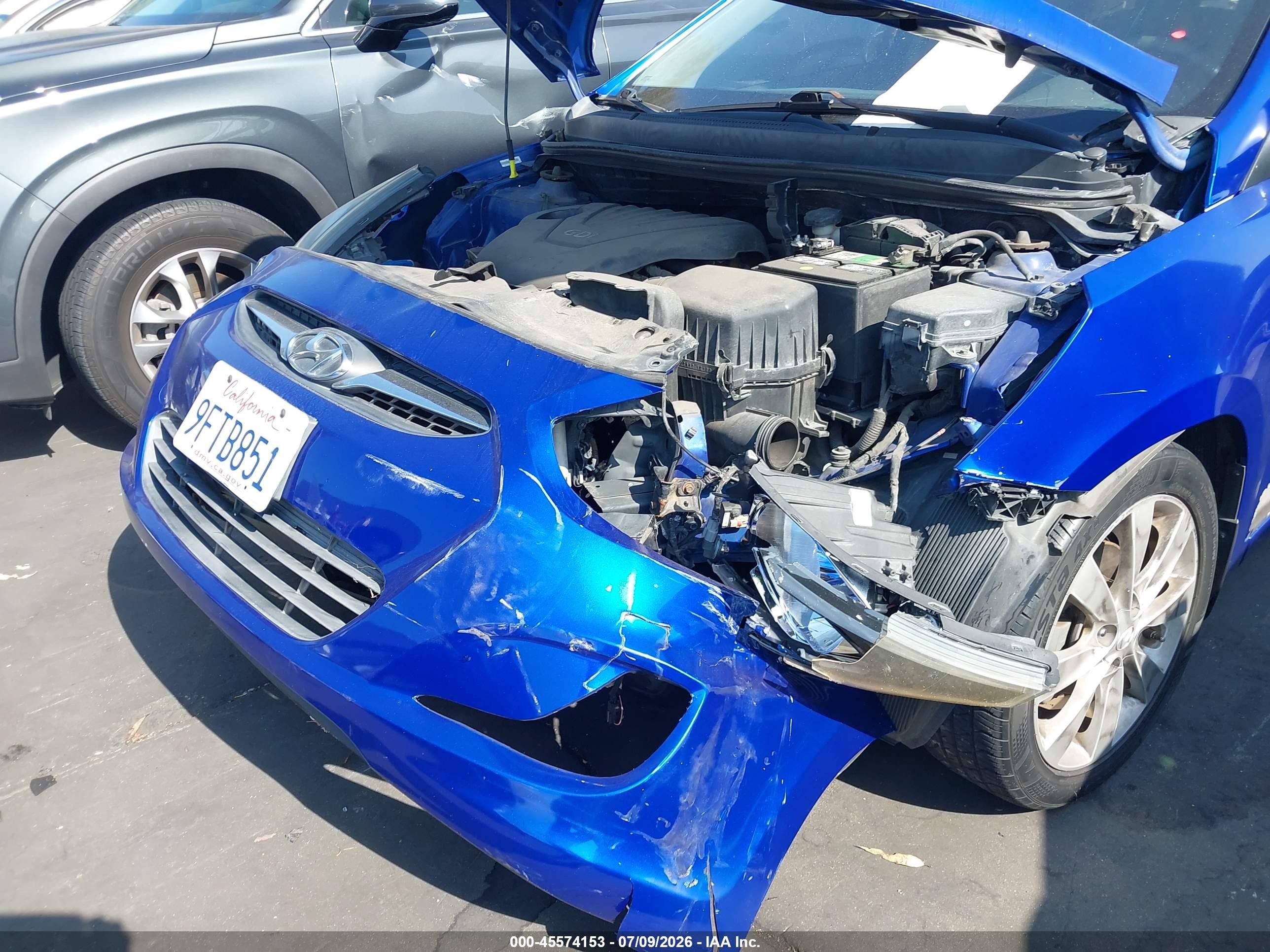 2012 Hyundai Accent Gls Blue vin: KMHCU4AE4CU139043