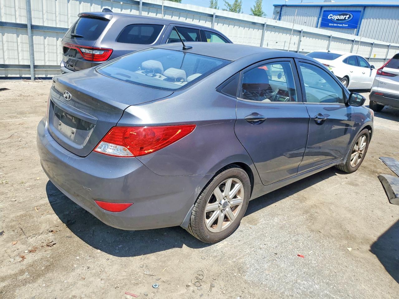 2012 Hyundai Accent Gls Gray vin: KMHCU4AE4CU226151