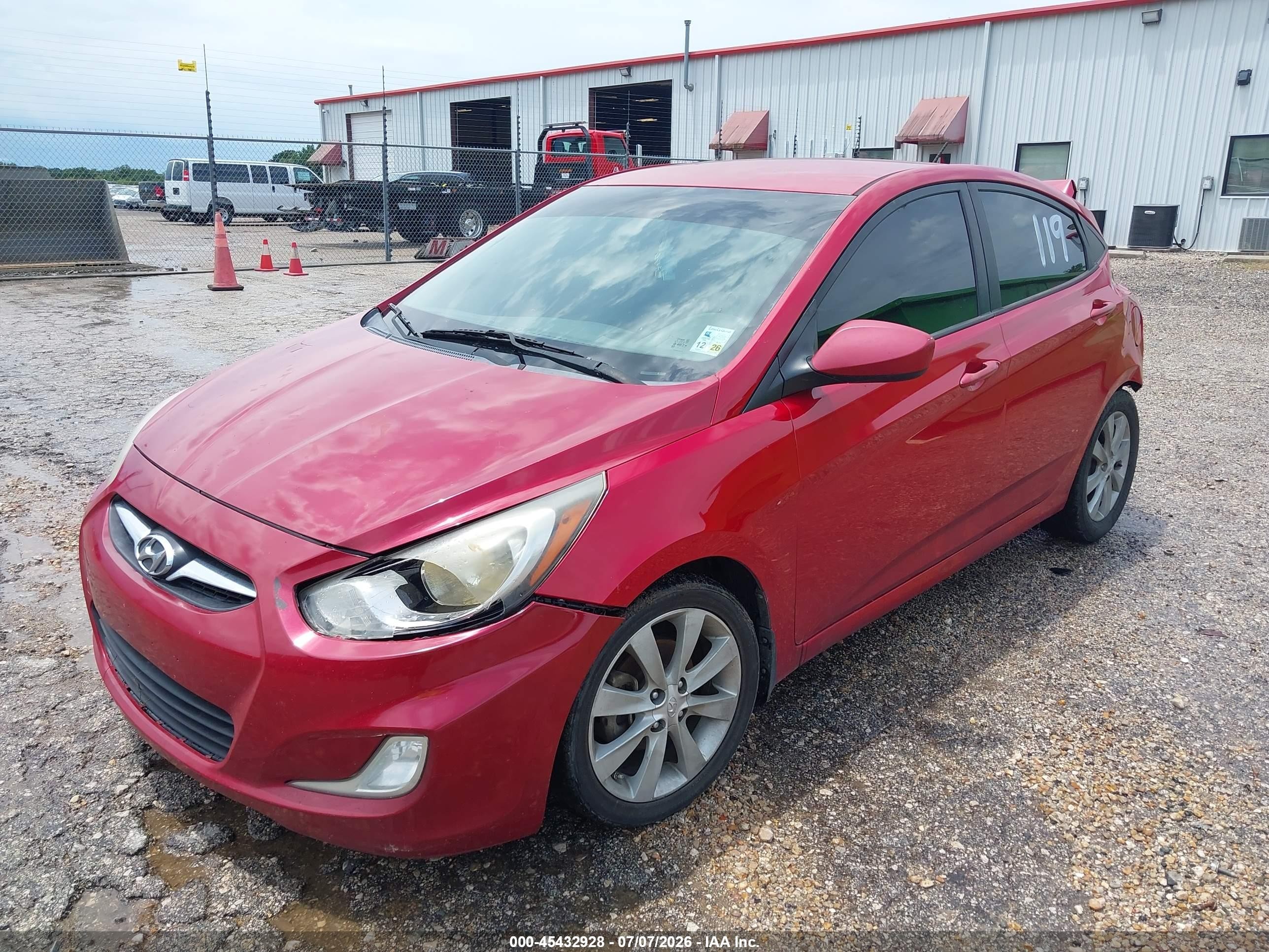 2012 Hyundai Accent Gls Red vin: KMHCU4AE4CU263670