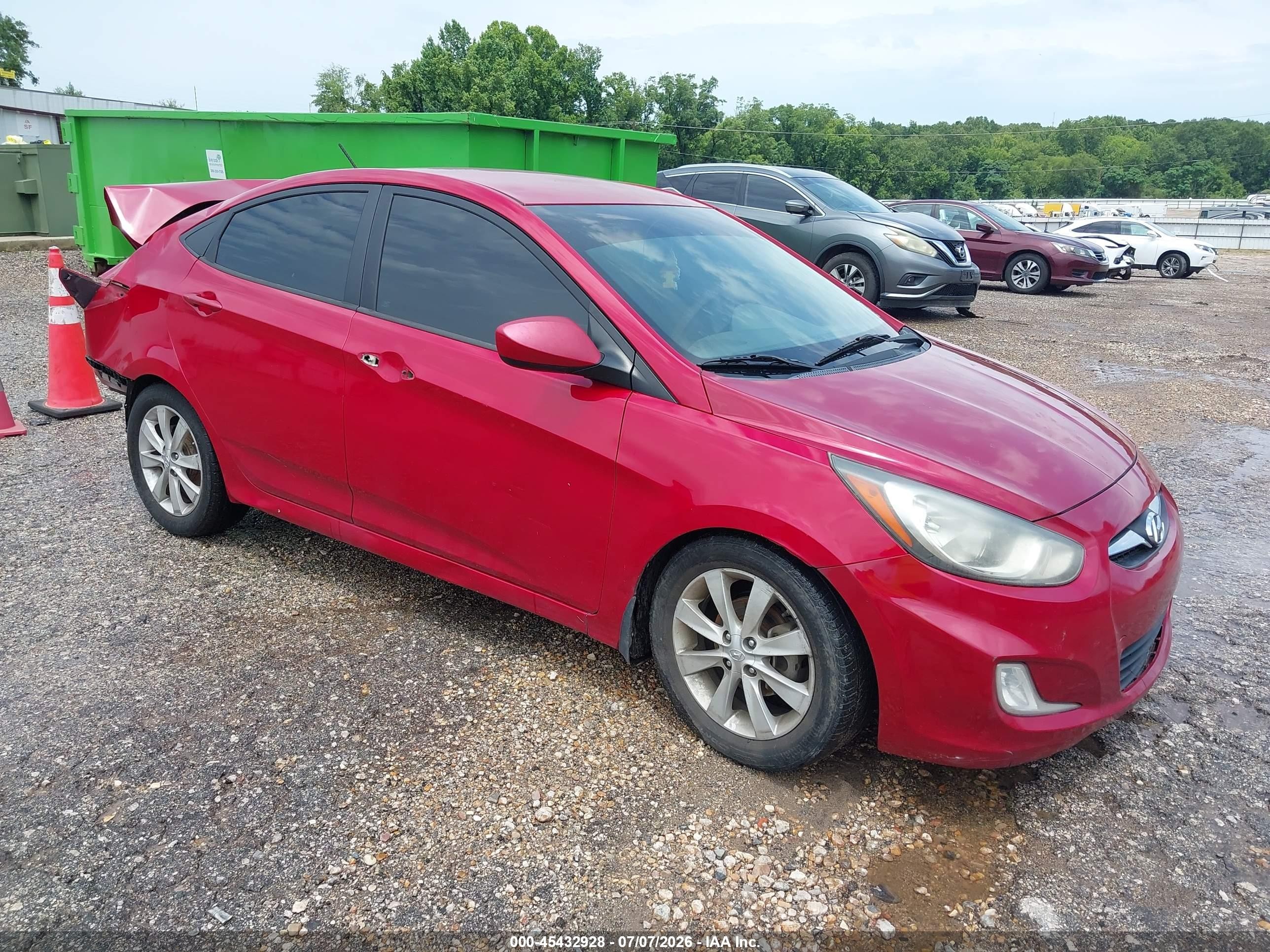 2012 Hyundai Accent Gls Red vin: KMHCU4AE4CU263670