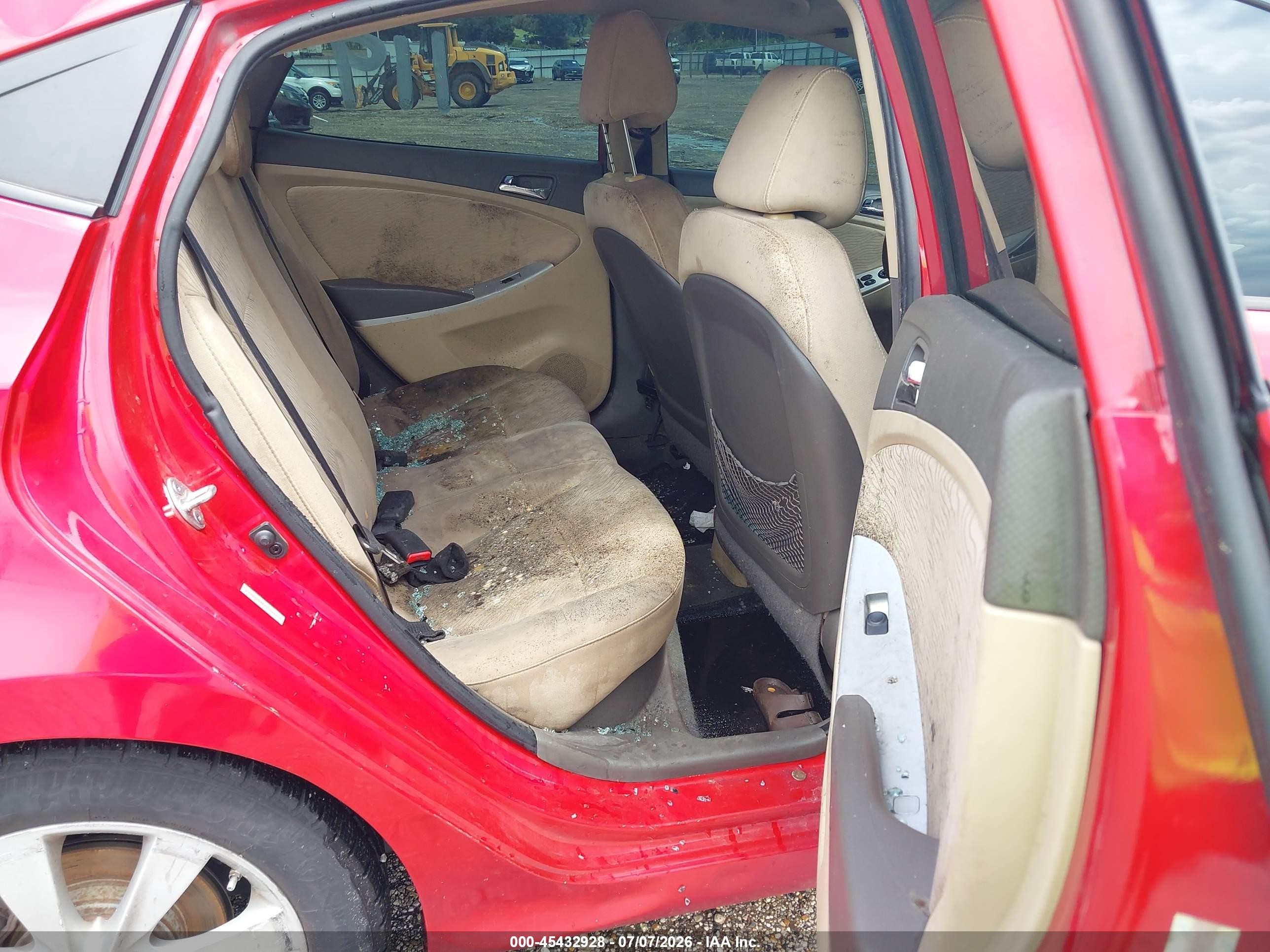 2012 Hyundai Accent Gls Red vin: KMHCU4AE4CU263670
