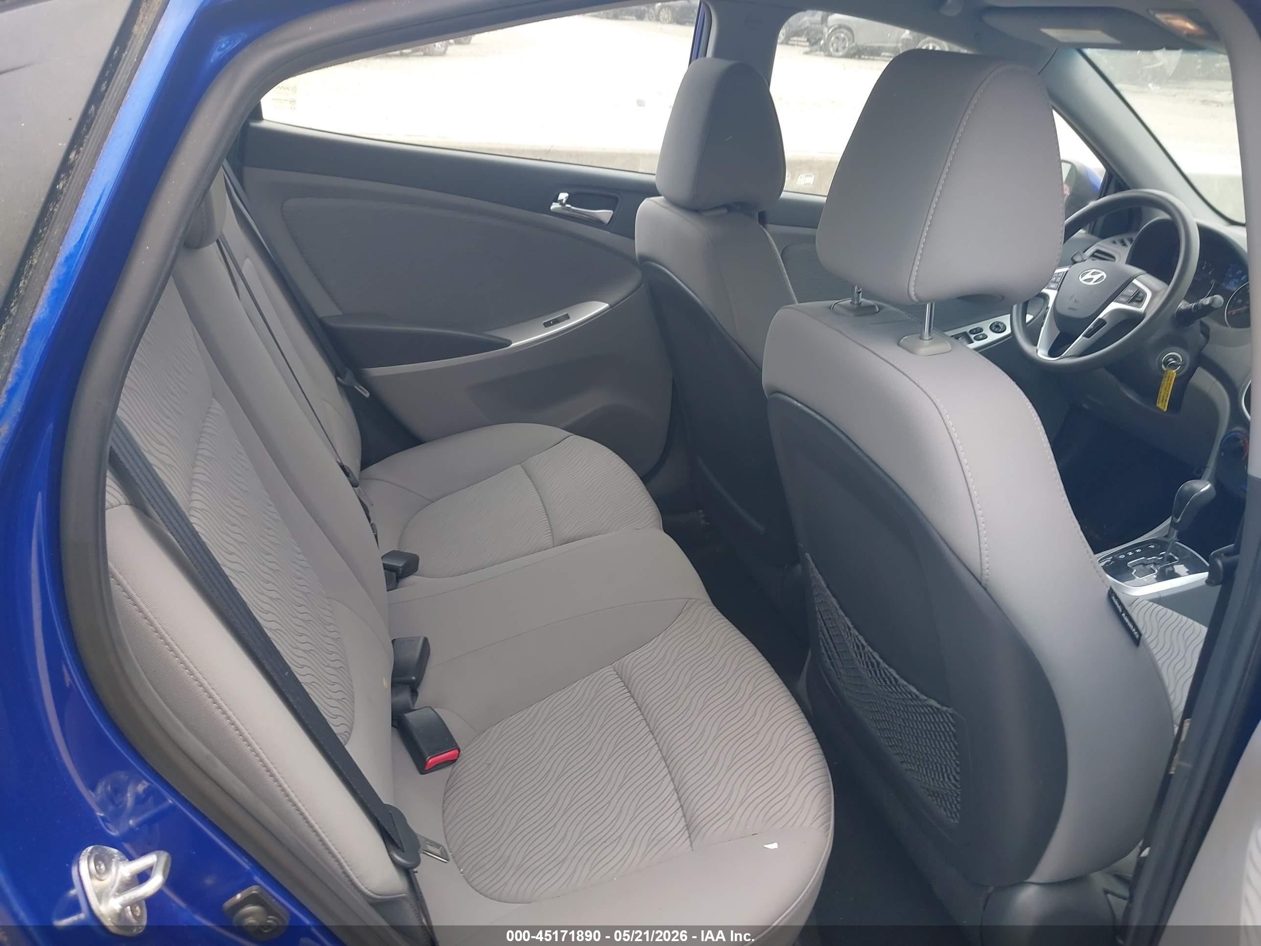 2013 Hyundai Accent Gls Blue vin: KMHCU4AE4DU378383