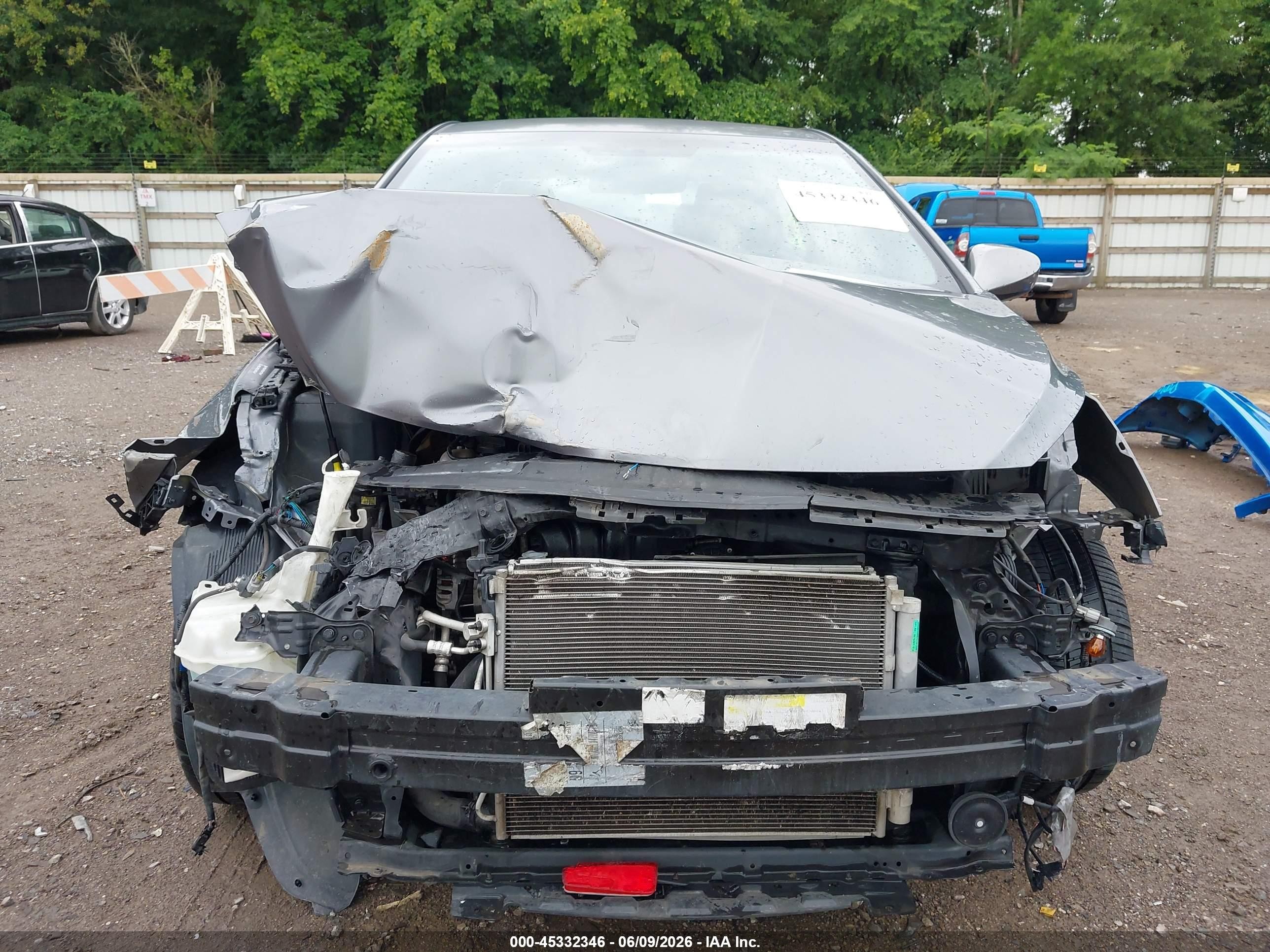 2013 Hyundai Accent Gls Gray vin: KMHCU4AE4DU579751