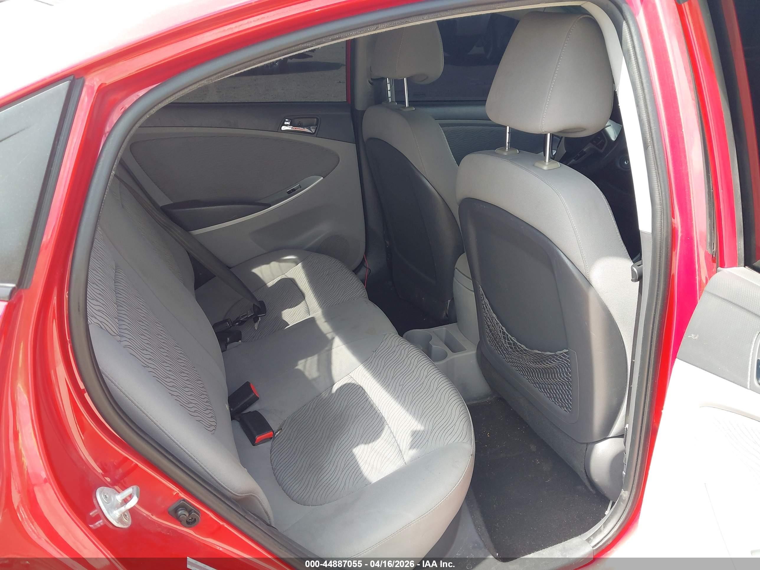 2014 Hyundai Accent Gls Красный vin: KMHCU4AE4EU624608