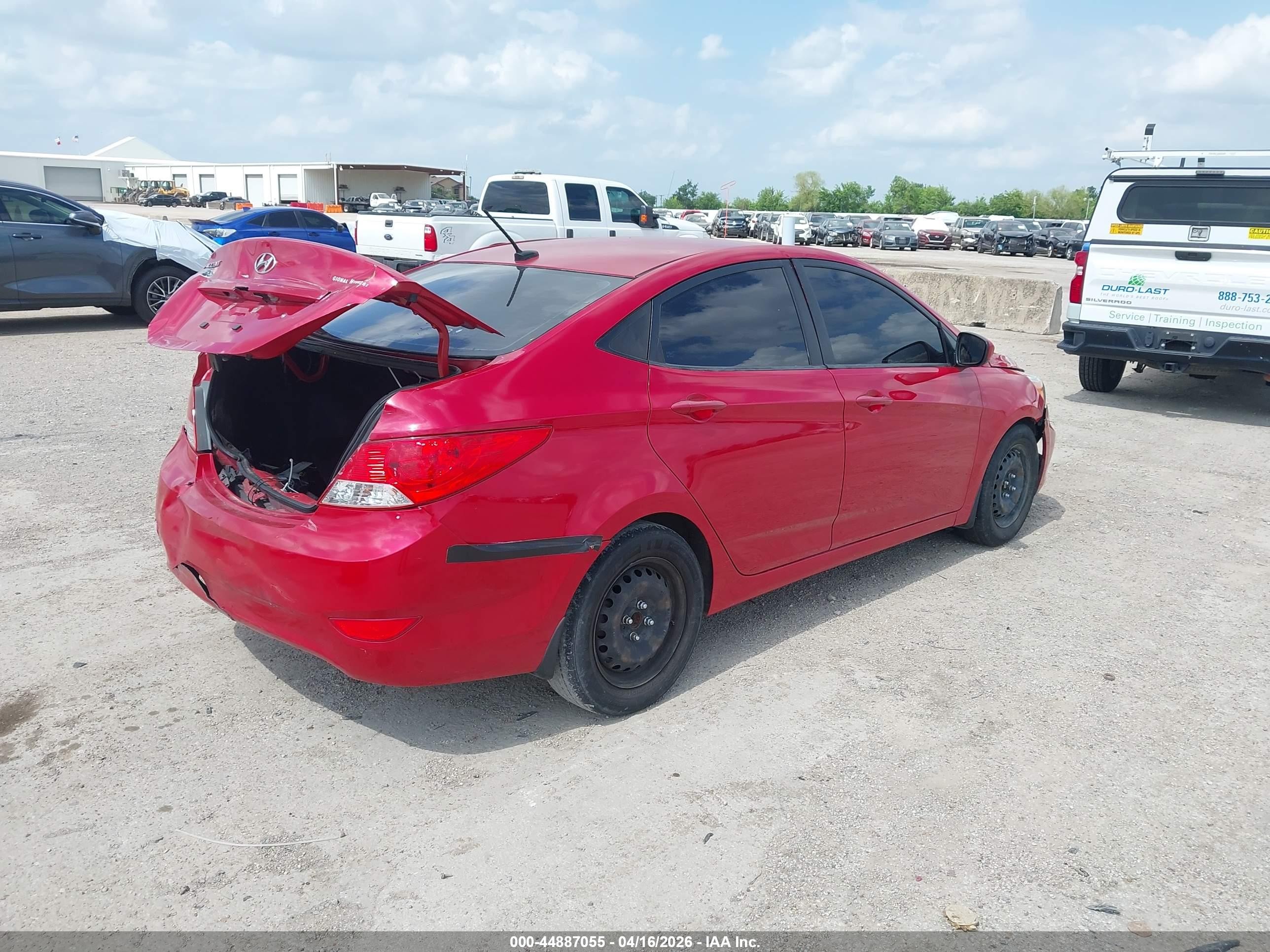 2014 Hyundai Accent Gls Красный vin: KMHCU4AE4EU624608