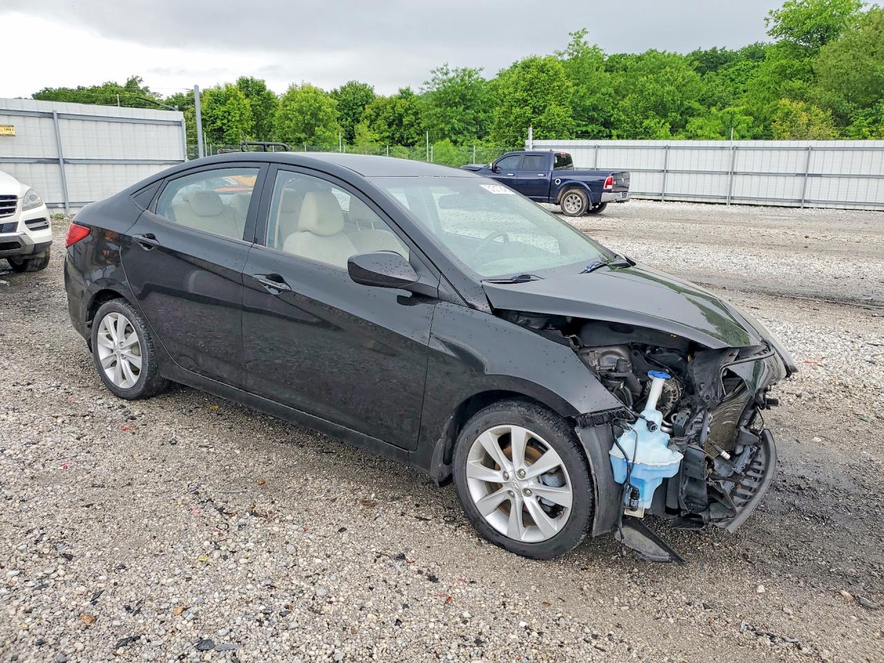 2014 Hyundai Accent Gls Black vin: KMHCU4AE4EU677812