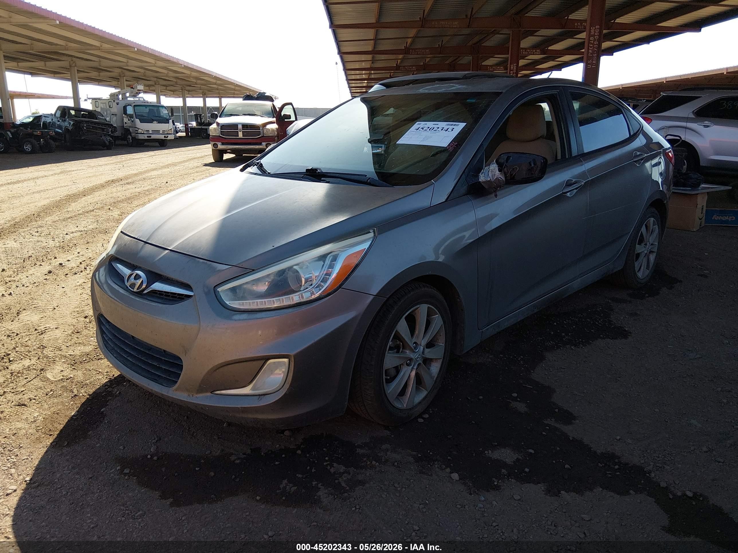 2014 Hyundai Accent Gls Gray vin: KMHCU4AE4EU765601