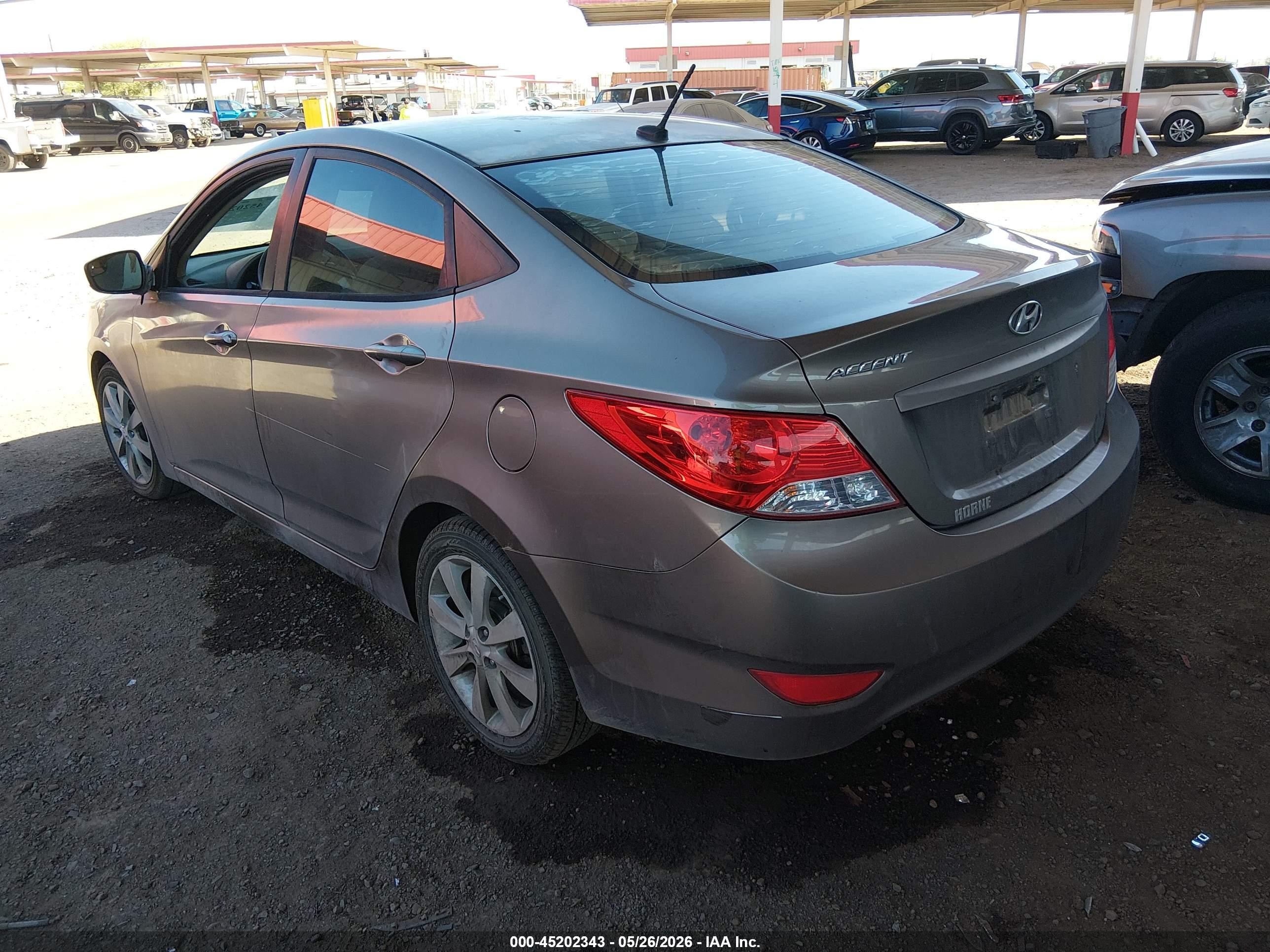 2014 Hyundai Accent Gls Gray vin: KMHCU4AE4EU765601