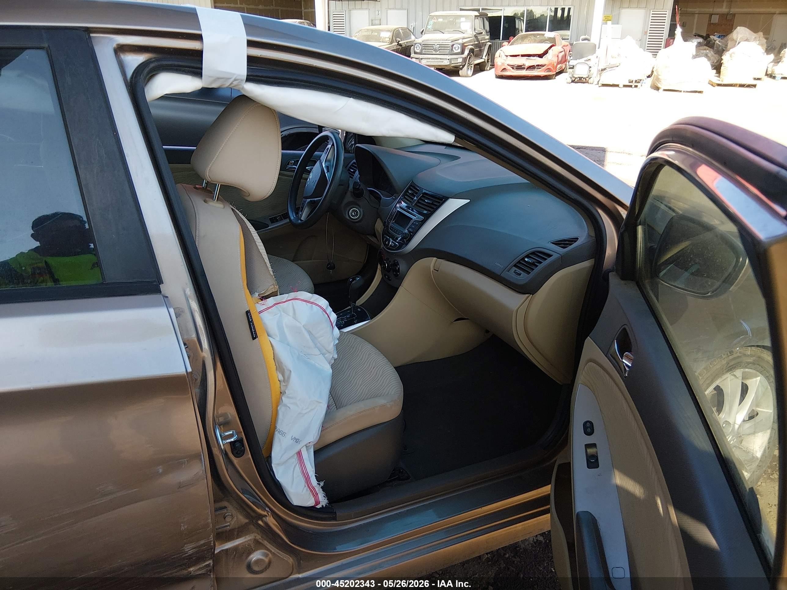 2014 Hyundai Accent Gls Gray vin: KMHCU4AE4EU765601