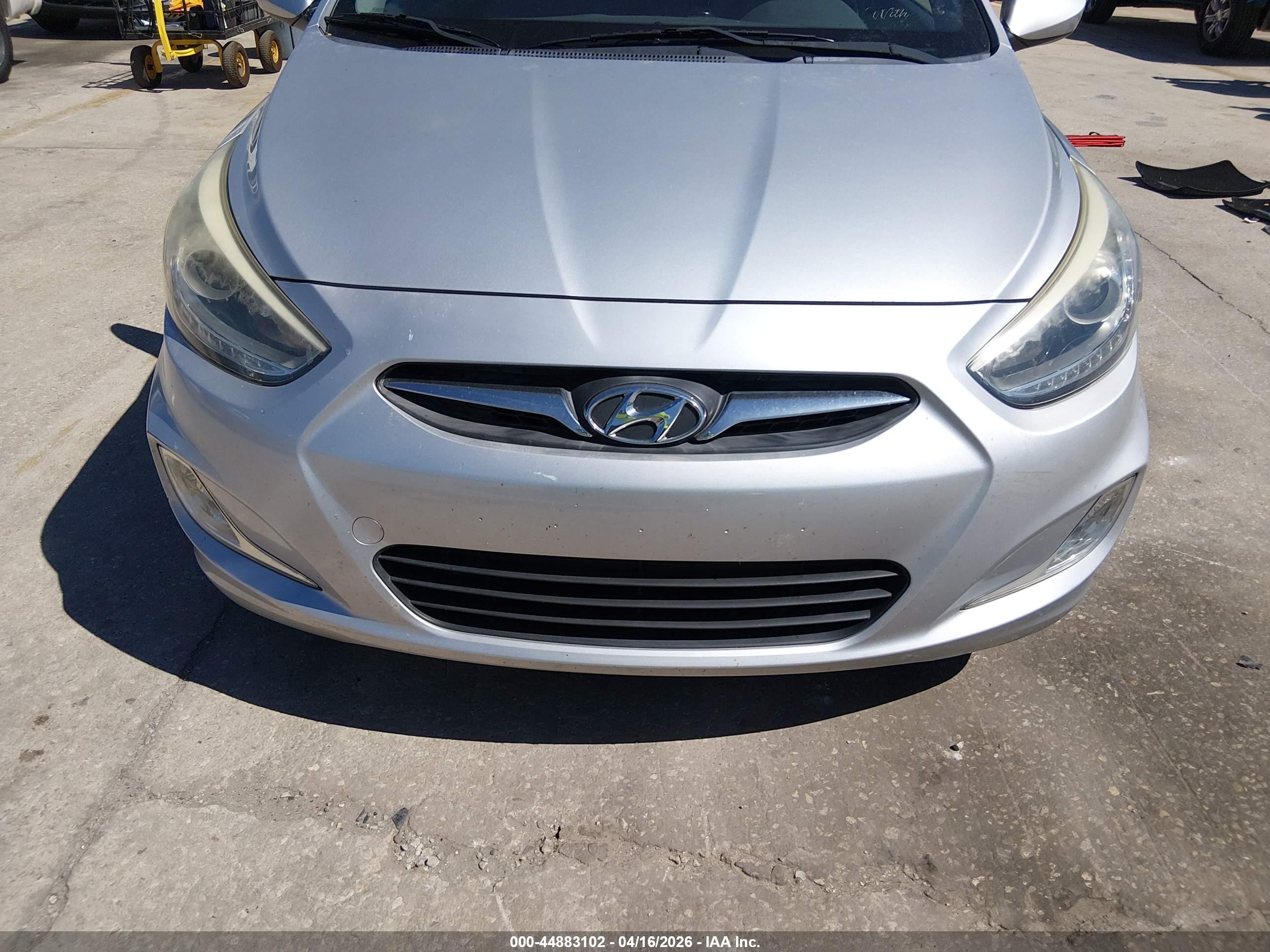 2014 Hyundai Accent Gls Silver vin: KMHCU4AE4EU766148