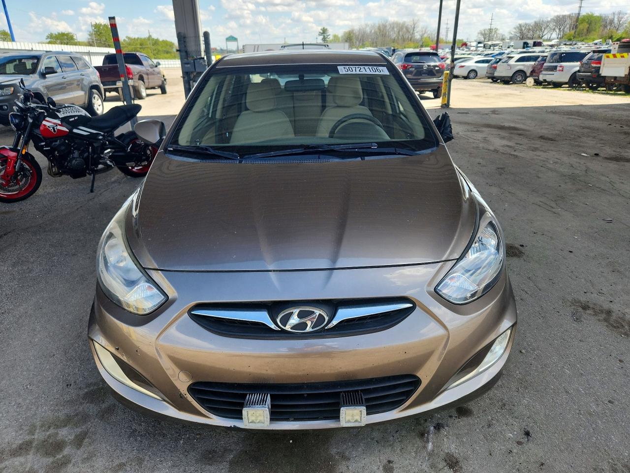 2013 Hyundai Accent Gls Brown vin: KMHCU4AE5DU311629
