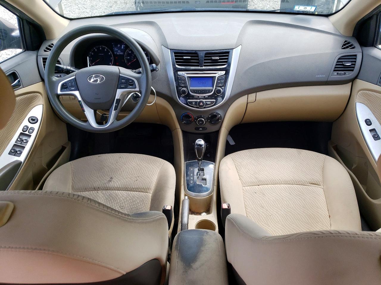 2013 Hyundai Accent Gls Tan vin: KMHCU4AE5DU463569