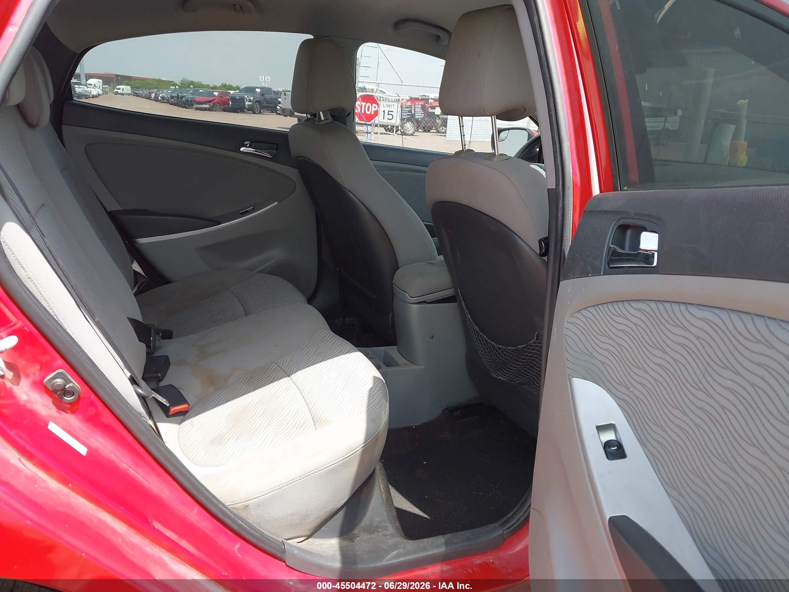2014 Hyundai Accent Gls Red vin: KMHCU4AE5EU761668