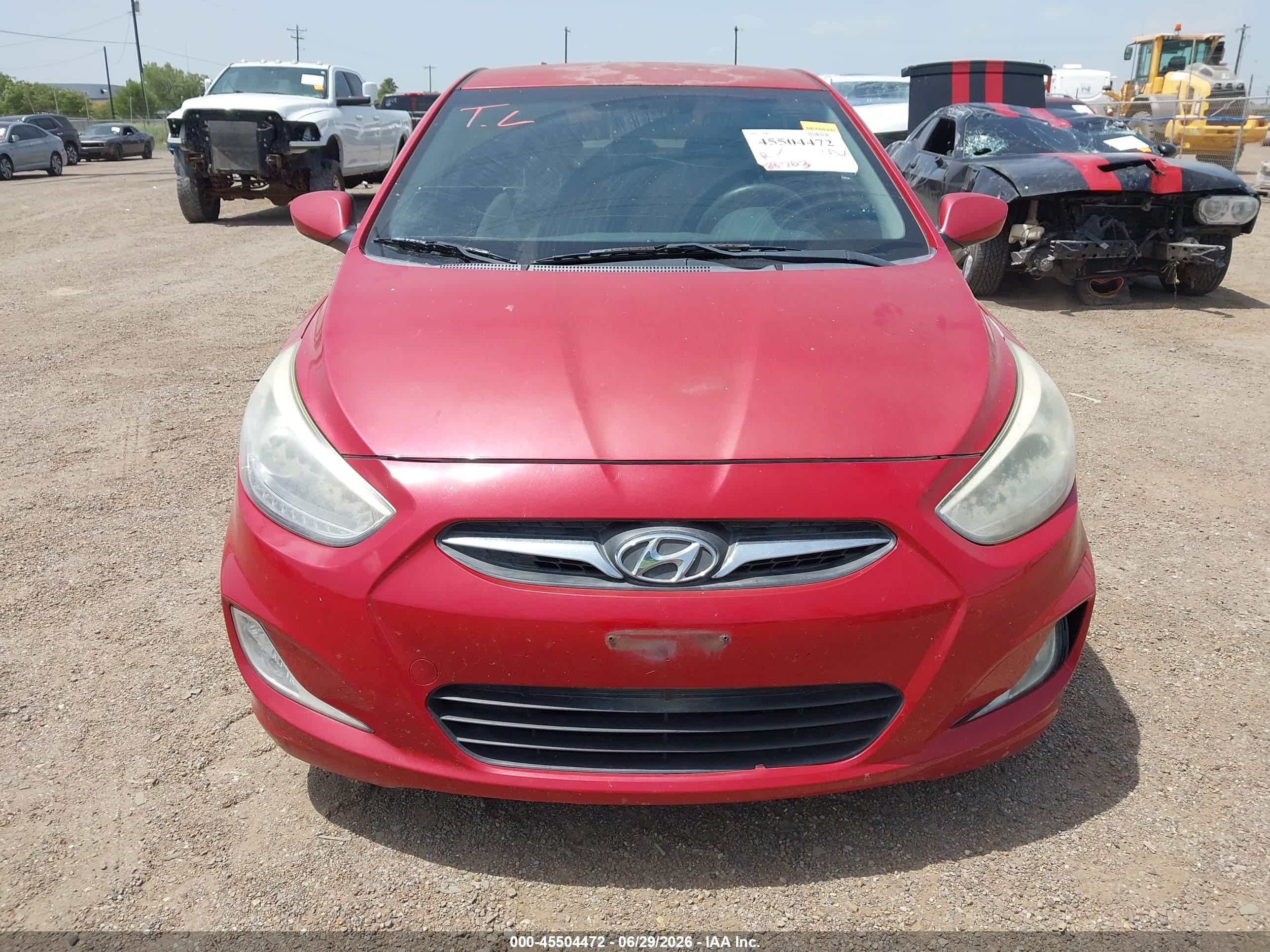 2014 Hyundai Accent Gls Red vin: KMHCU4AE5EU761668