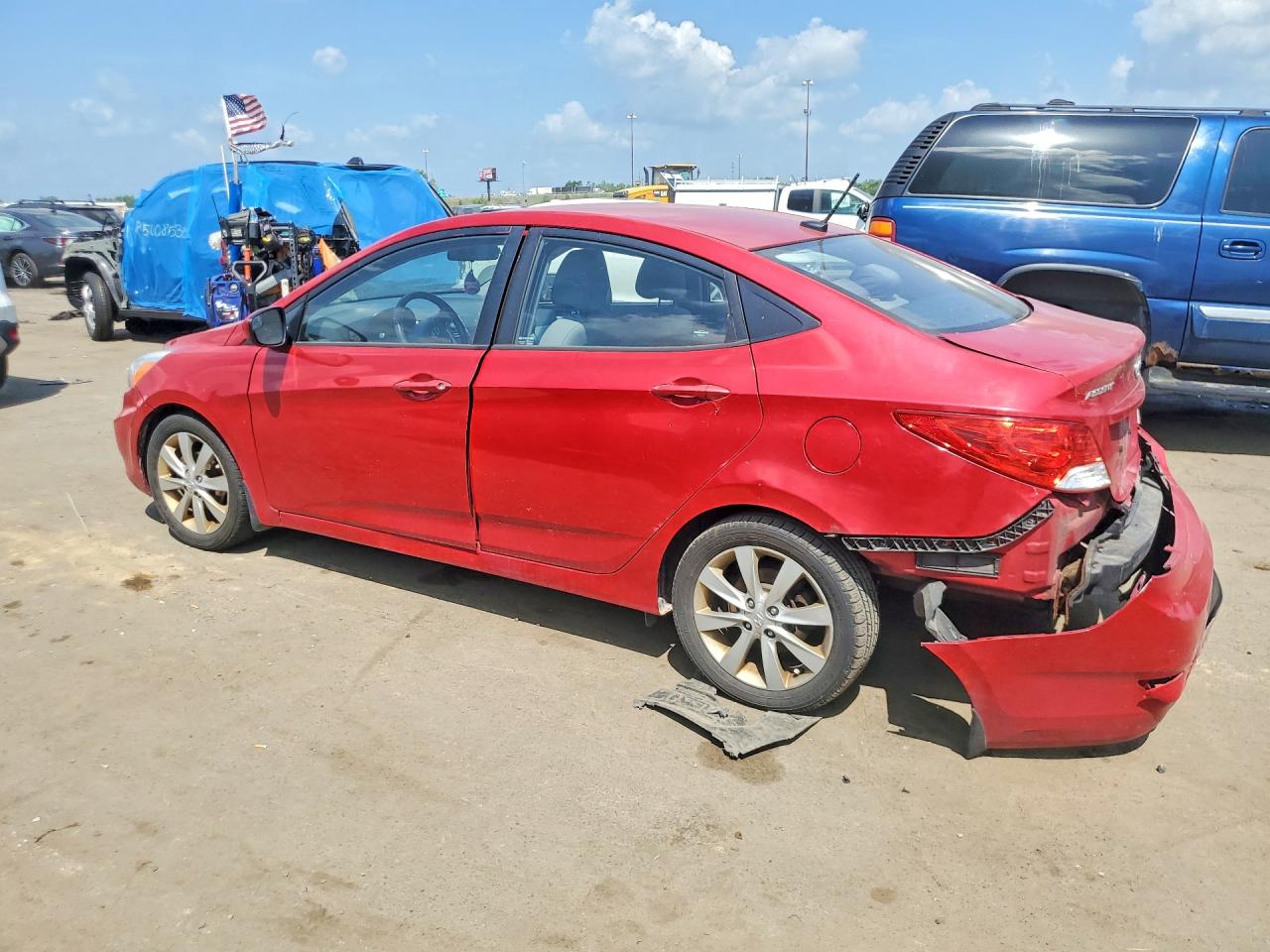2014 Hyundai Accent Gls Red vin: KMHCU4AE5EU770113