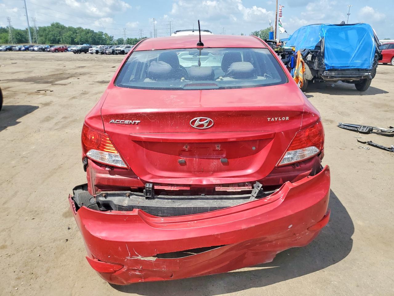 2014 Hyundai Accent Gls Red vin: KMHCU4AE5EU770113