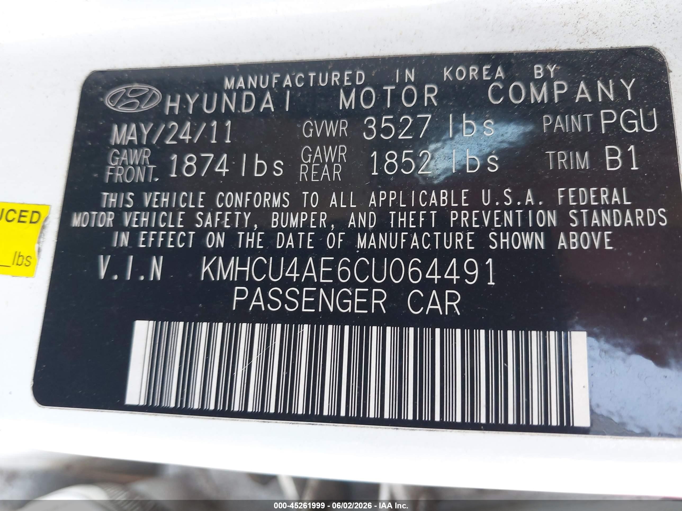 2012 Hyundai Accent Gls White vin: KMHCU4AE6CU064491