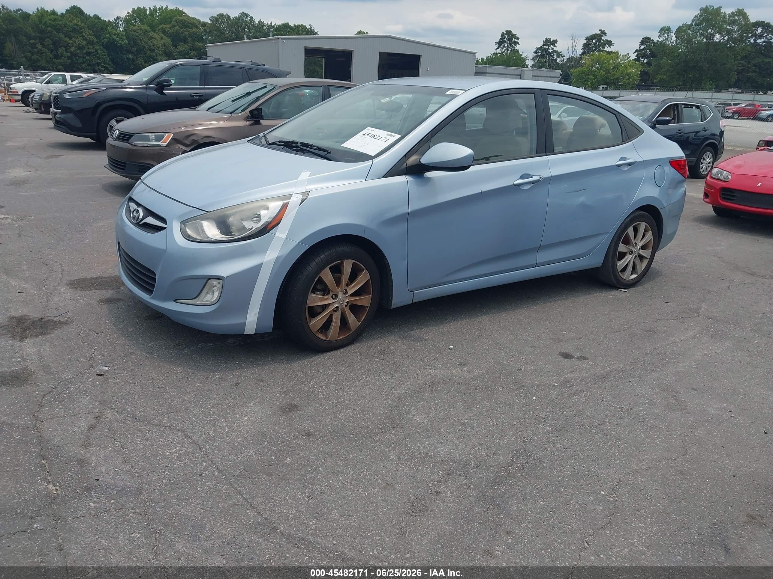 2012 Hyundai Accent Gls Light Blue vin: KMHCU4AE6CU101071