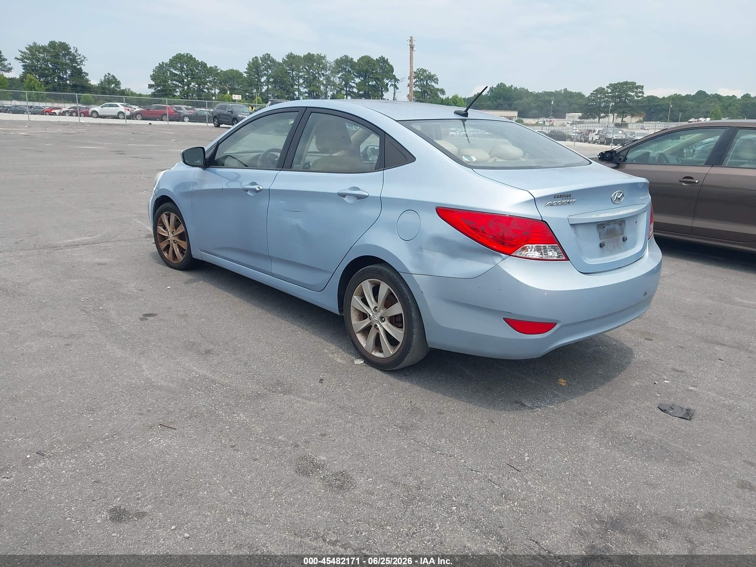 2012 Hyundai Accent Gls Light Blue vin: KMHCU4AE6CU101071