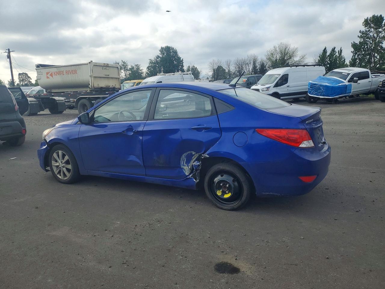 2012 Hyundai Accent Gls Blue vin: KMHCU4AE6CU182301