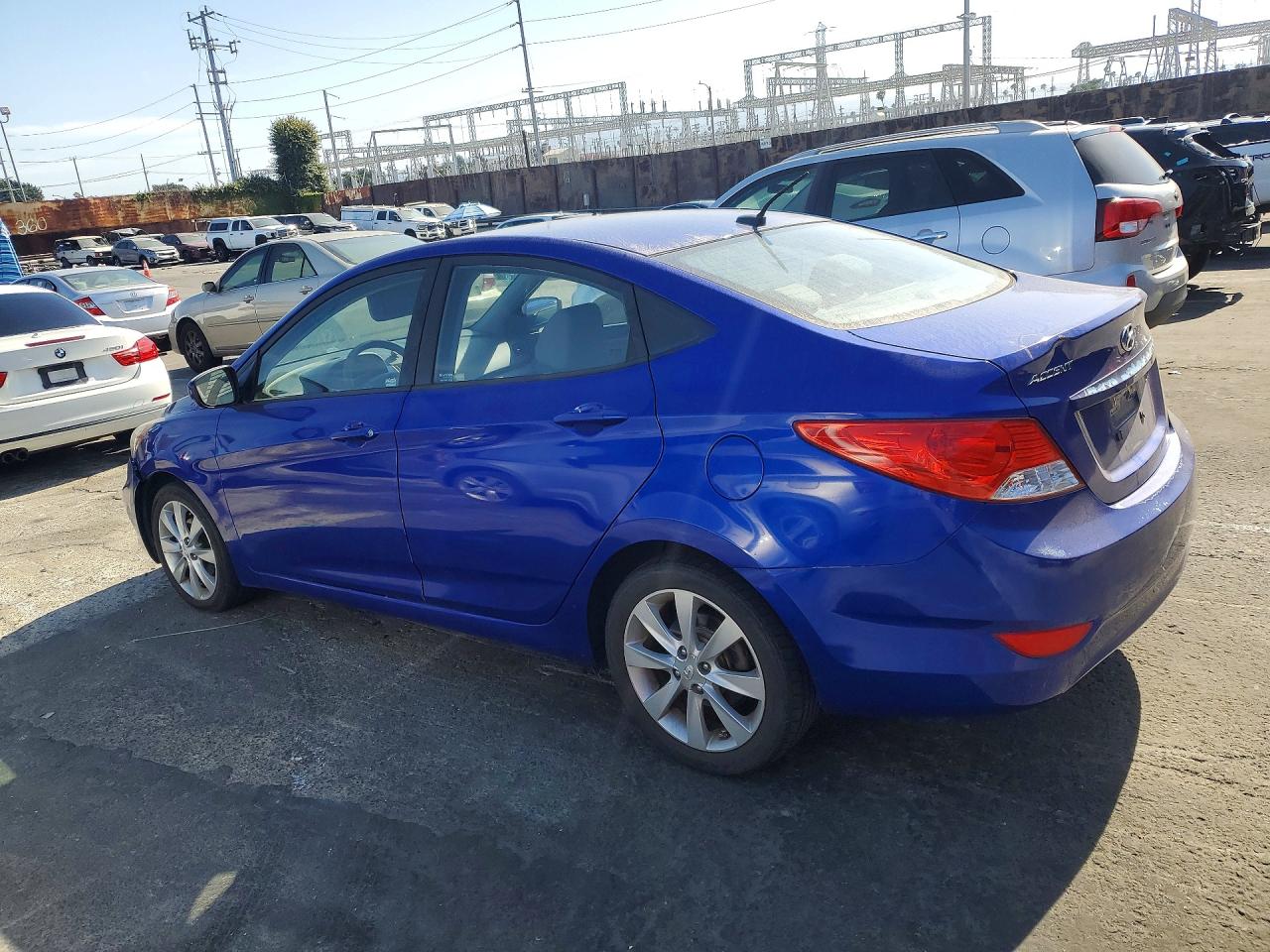 2013 Hyundai Accent Gls Blue vin: KMHCU4AE6DU428720
