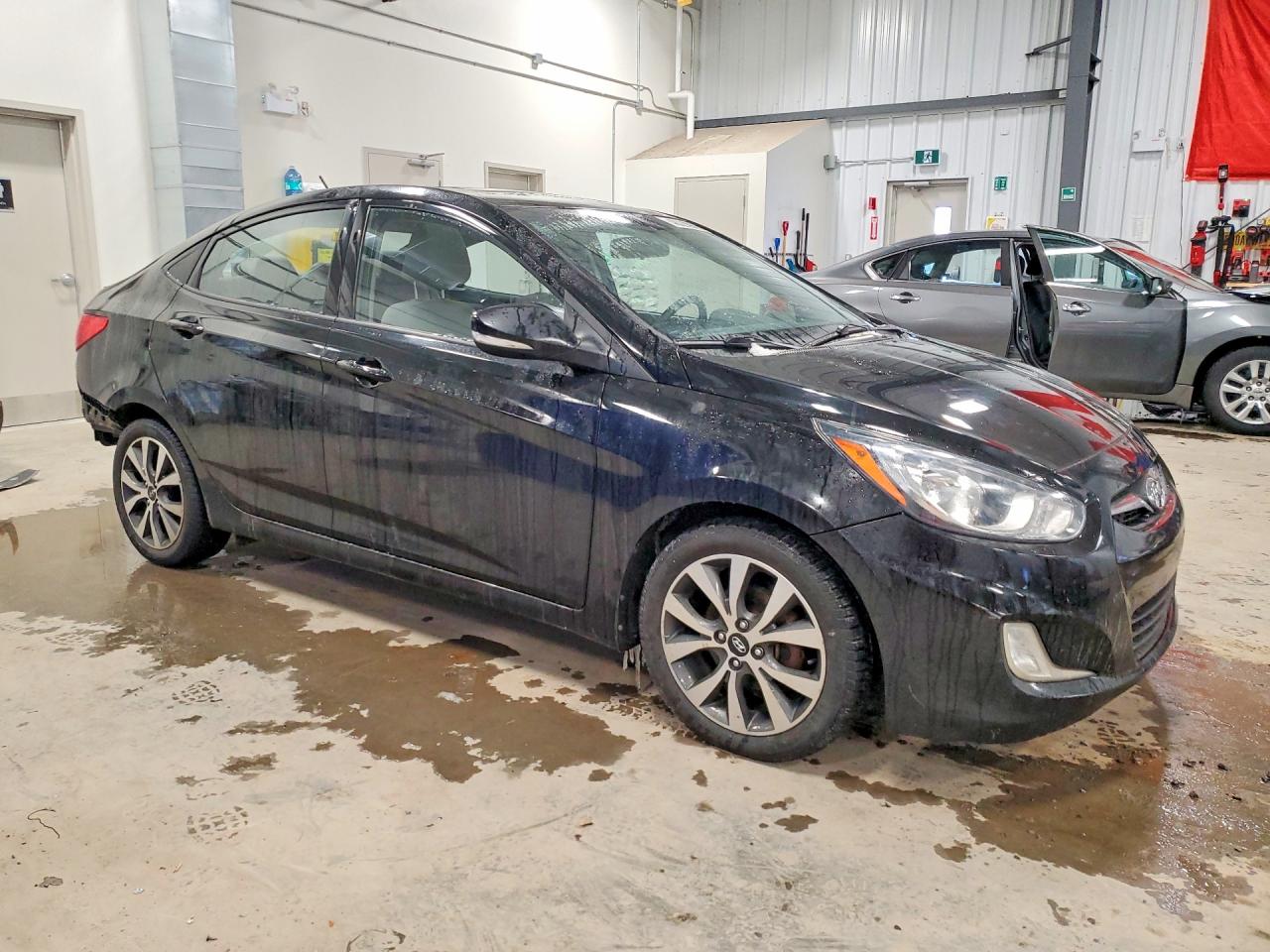 2014 Hyundai Accent Gls Black vin: KMHCU4AE6EU660882