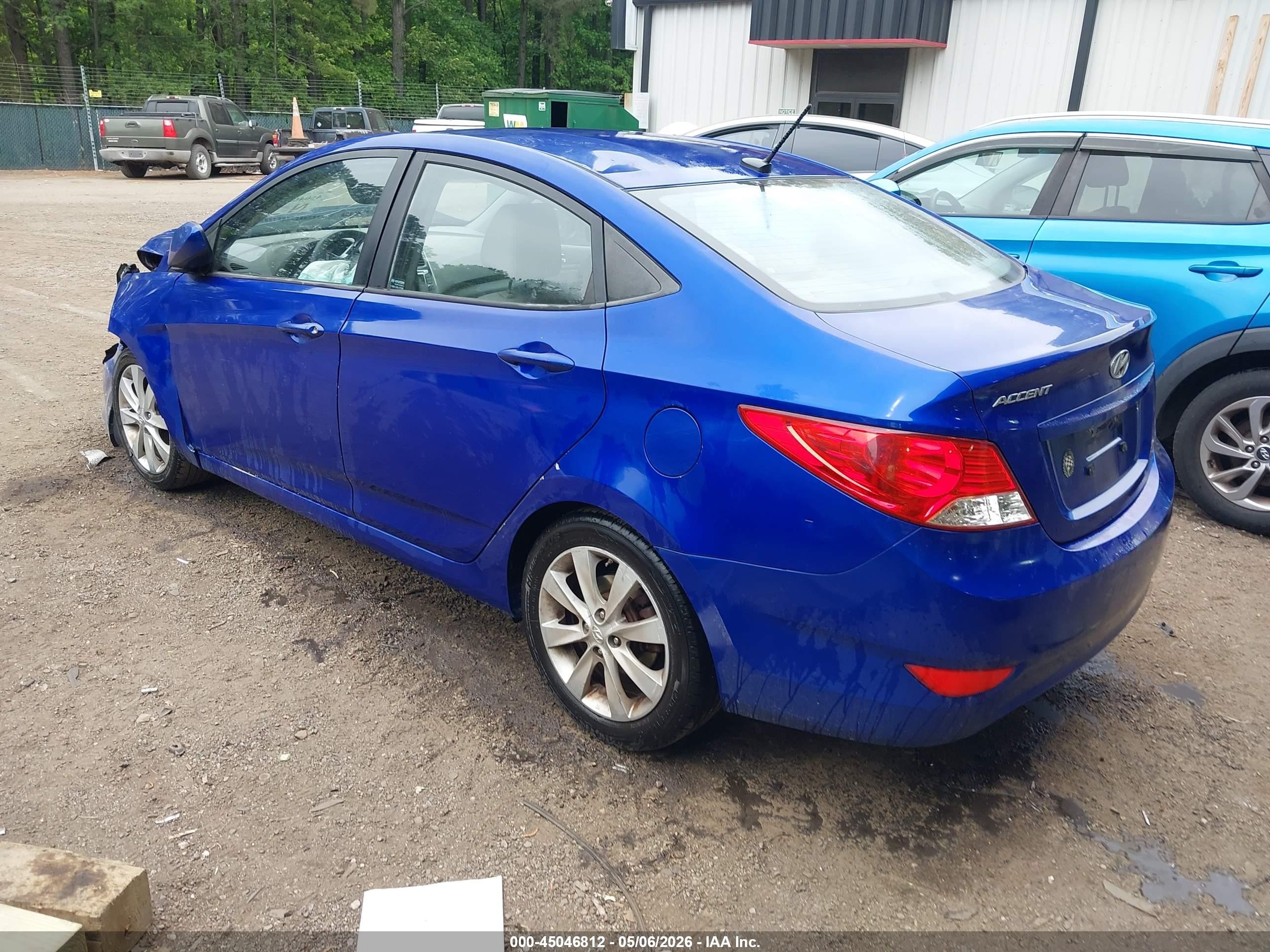 2012 Hyundai Accent Gls Blue vin: KMHCU4AE7CU063639
