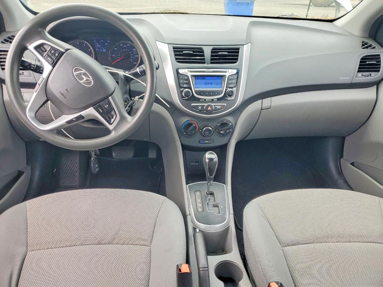 2012 Hyundai Accent Gls Silver vin: KMHCU4AE7CU084801