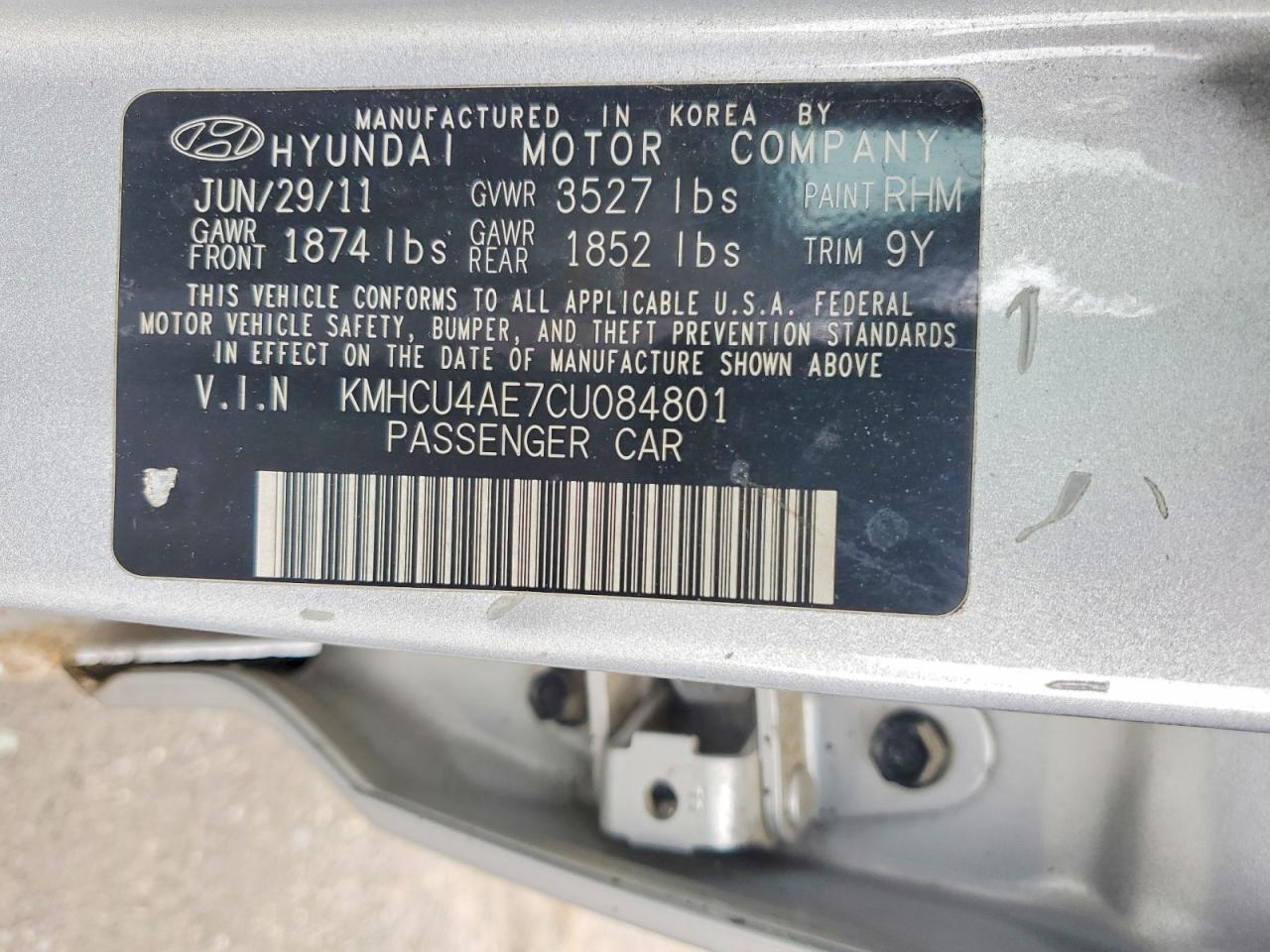 2012 Hyundai Accent Gls Silver vin: KMHCU4AE7CU084801