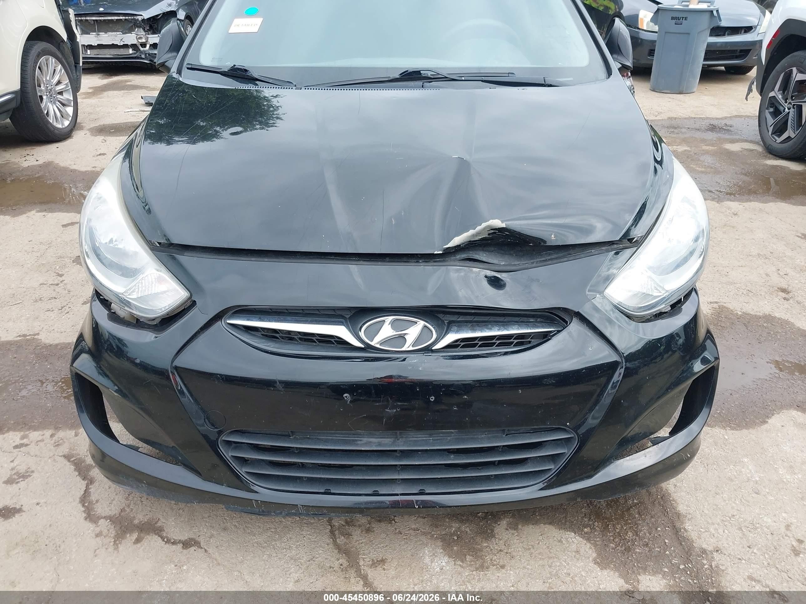 2013 Hyundai Accent Gls Черный vin: KMHCU4AE7DU289424