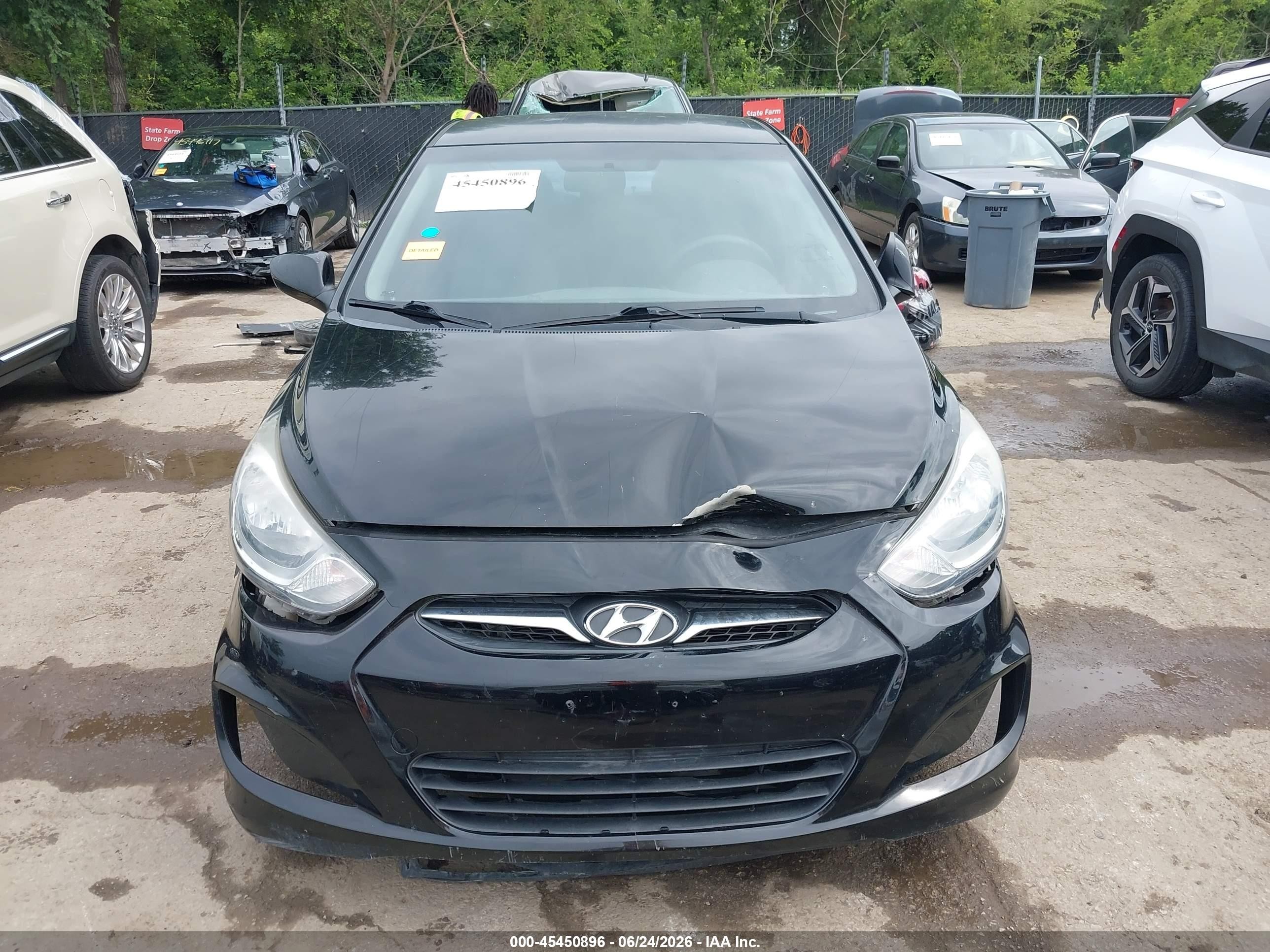 2013 Hyundai Accent Gls Черный vin: KMHCU4AE7DU289424