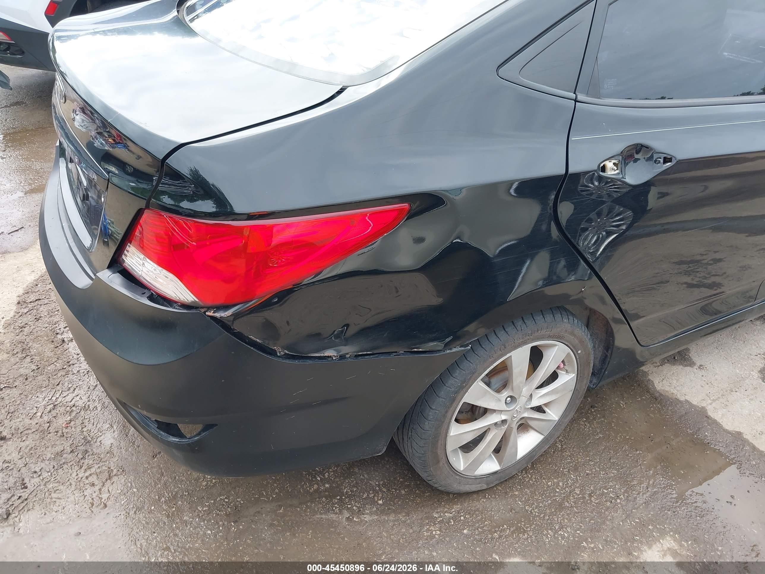 2013 Hyundai Accent Gls Черный vin: KMHCU4AE7DU289424