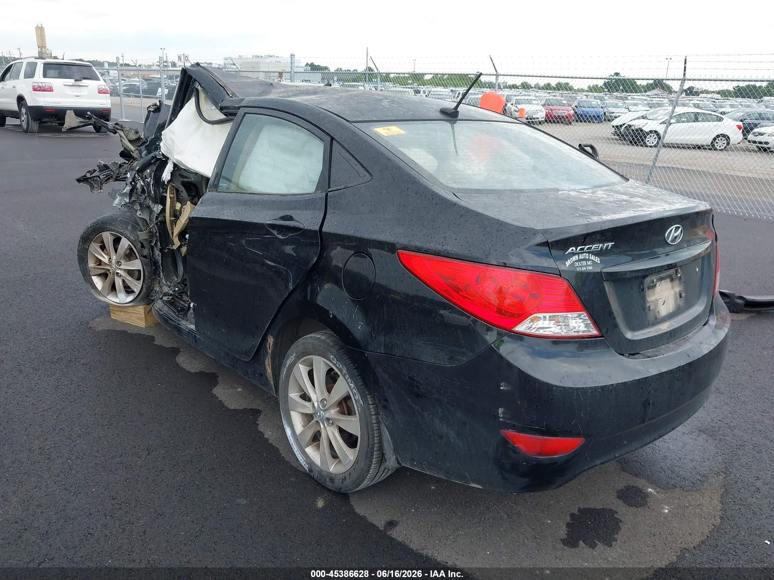 2013 Hyundai Accent Gls Black vin: KMHCU4AE7DU307839