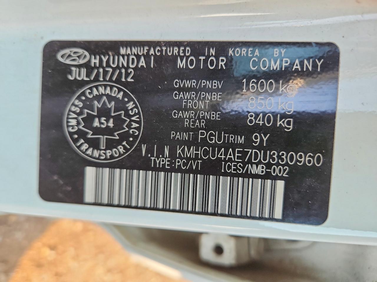 2013 Hyundai Accent Gls White vin: KMHCU4AE7DU330960