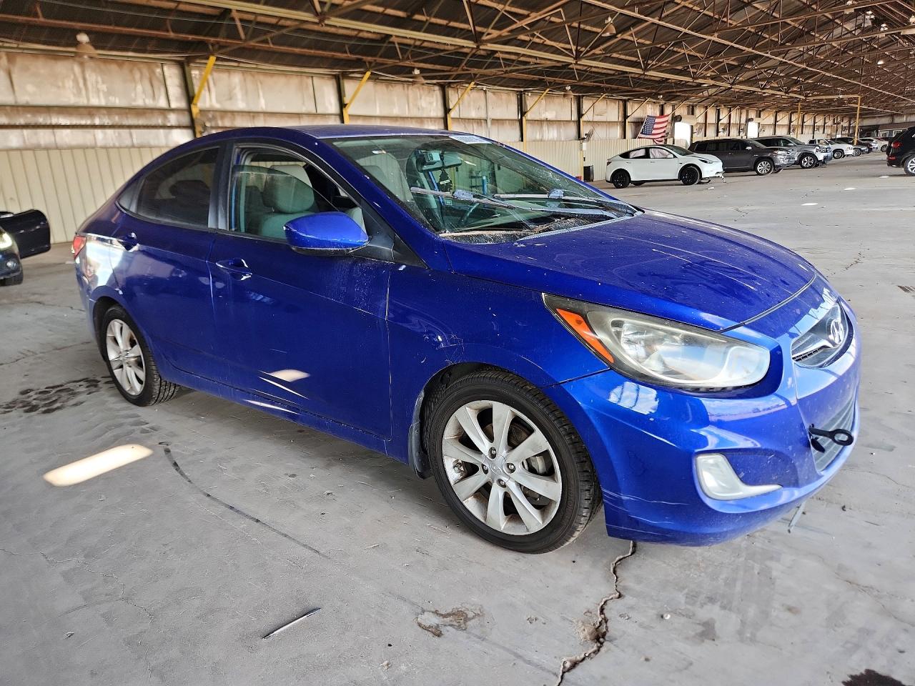 2013 Hyundai Accent Gls Blue vin: KMHCU4AE7DU377549
