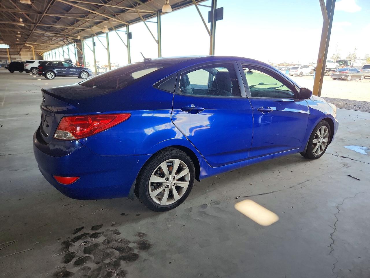 2013 Hyundai Accent Gls Blue vin: KMHCU4AE7DU377549
