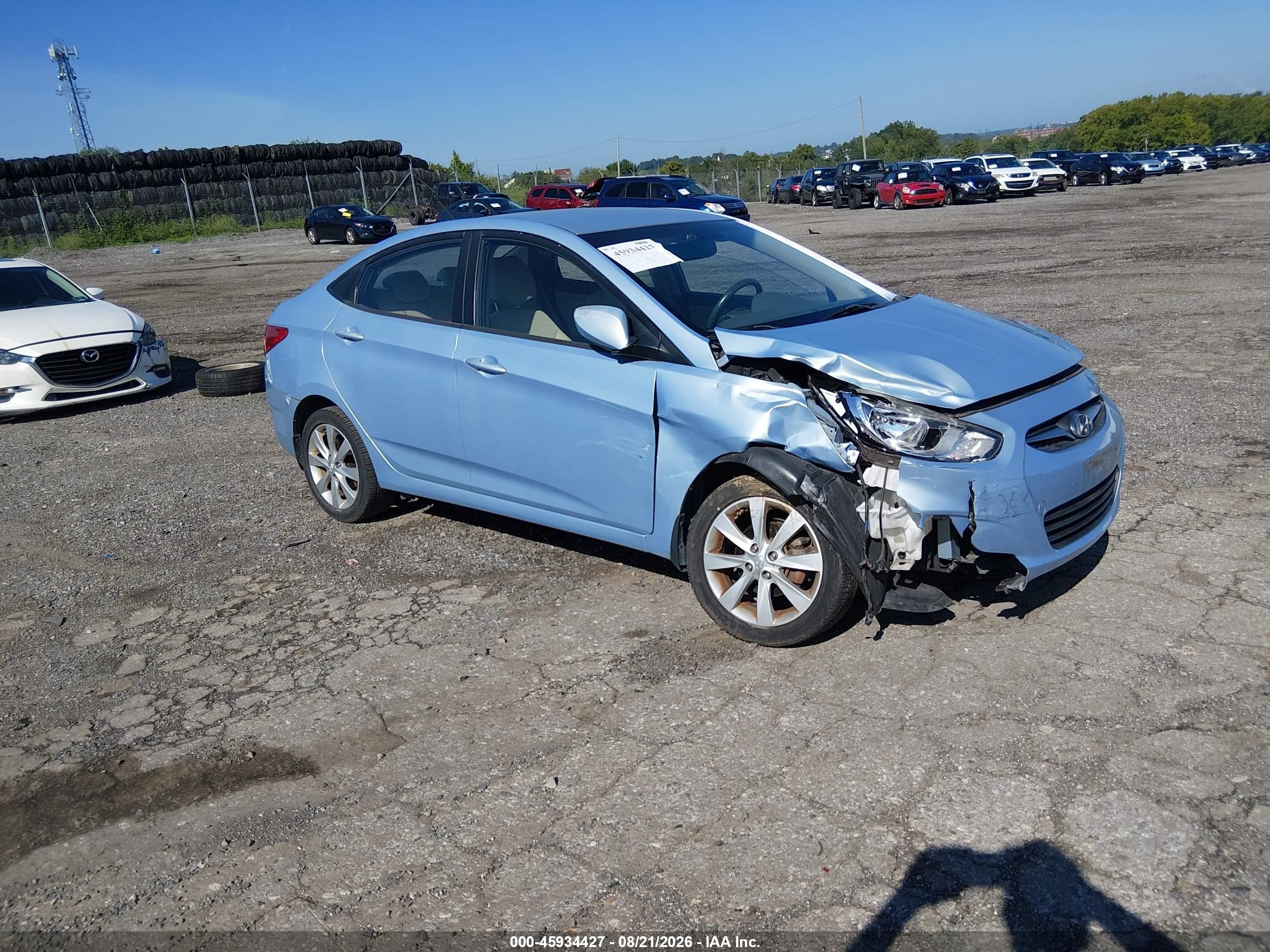 2013 Hyundai Accent Gls Blue vin: KMHCU4AE7DU427690