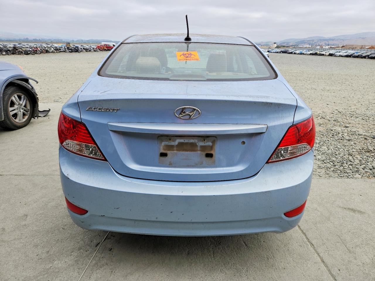 2013 Hyundai Accent Gls Blue vin: KMHCU4AE7DU459037