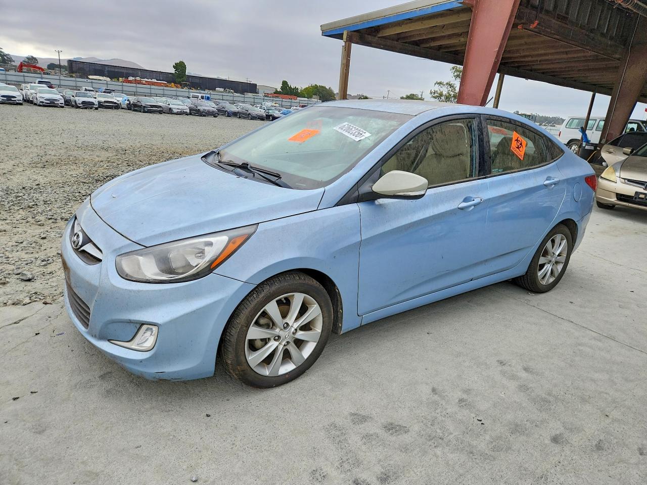 2013 Hyundai Accent Gls Blue vin: KMHCU4AE7DU459037