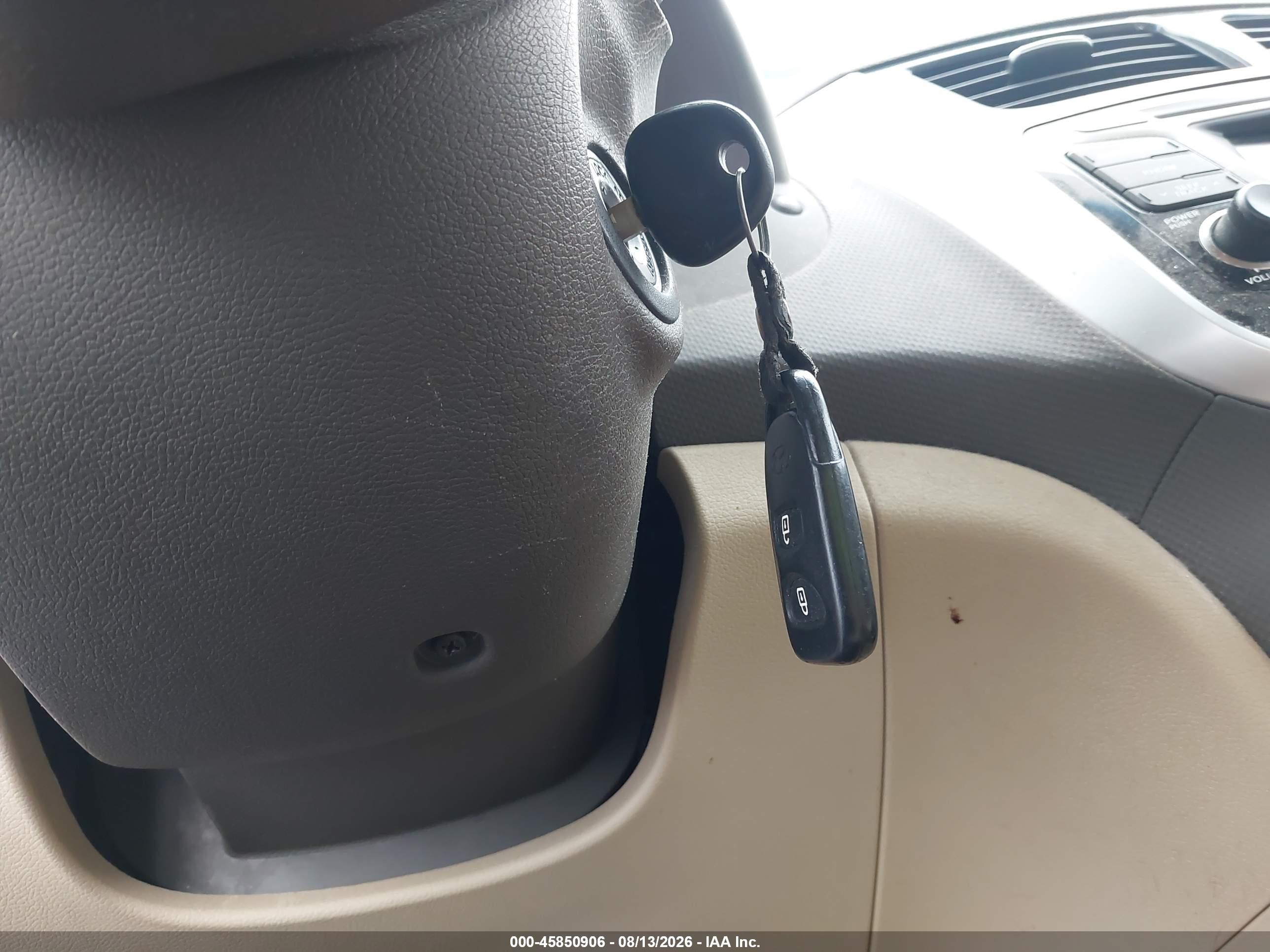 2014 Hyundai Accent Gls Light Blue vin: KMHCU4AE7EU752518