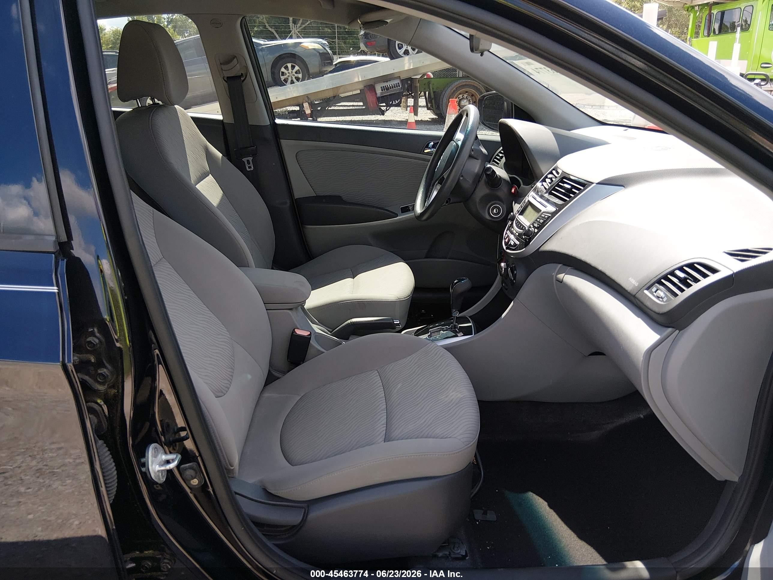 2012 Hyundai Accent Gls Black vin: KMHCU4AE8CU070387