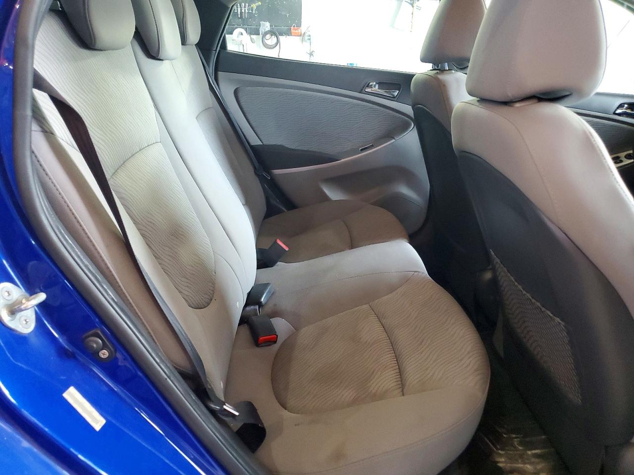2012 Hyundai Accent Gls Blue vin: KMHCU4AE8CU070731