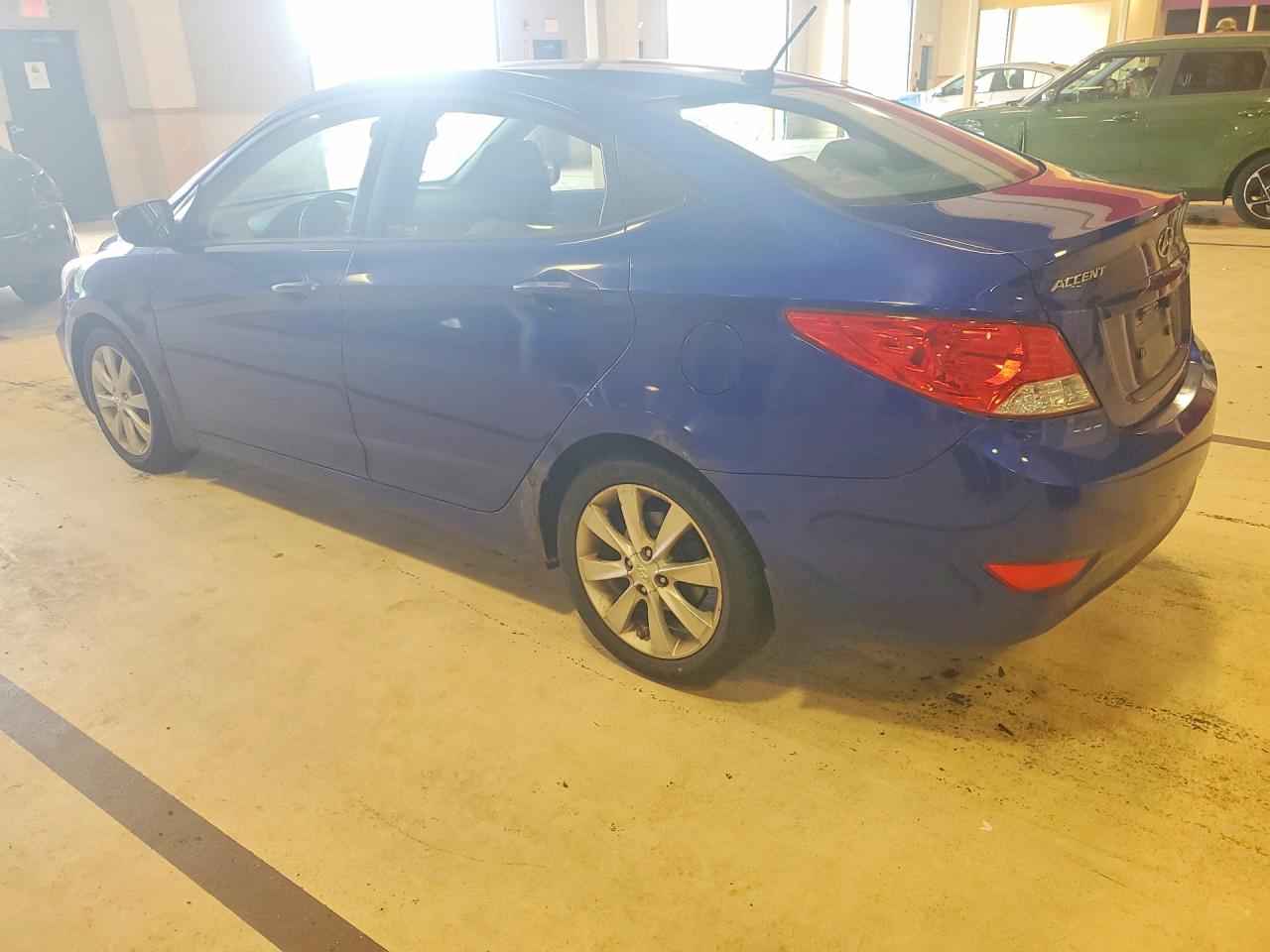 2012 Hyundai Accent Gls Blue vin: KMHCU4AE8CU167637