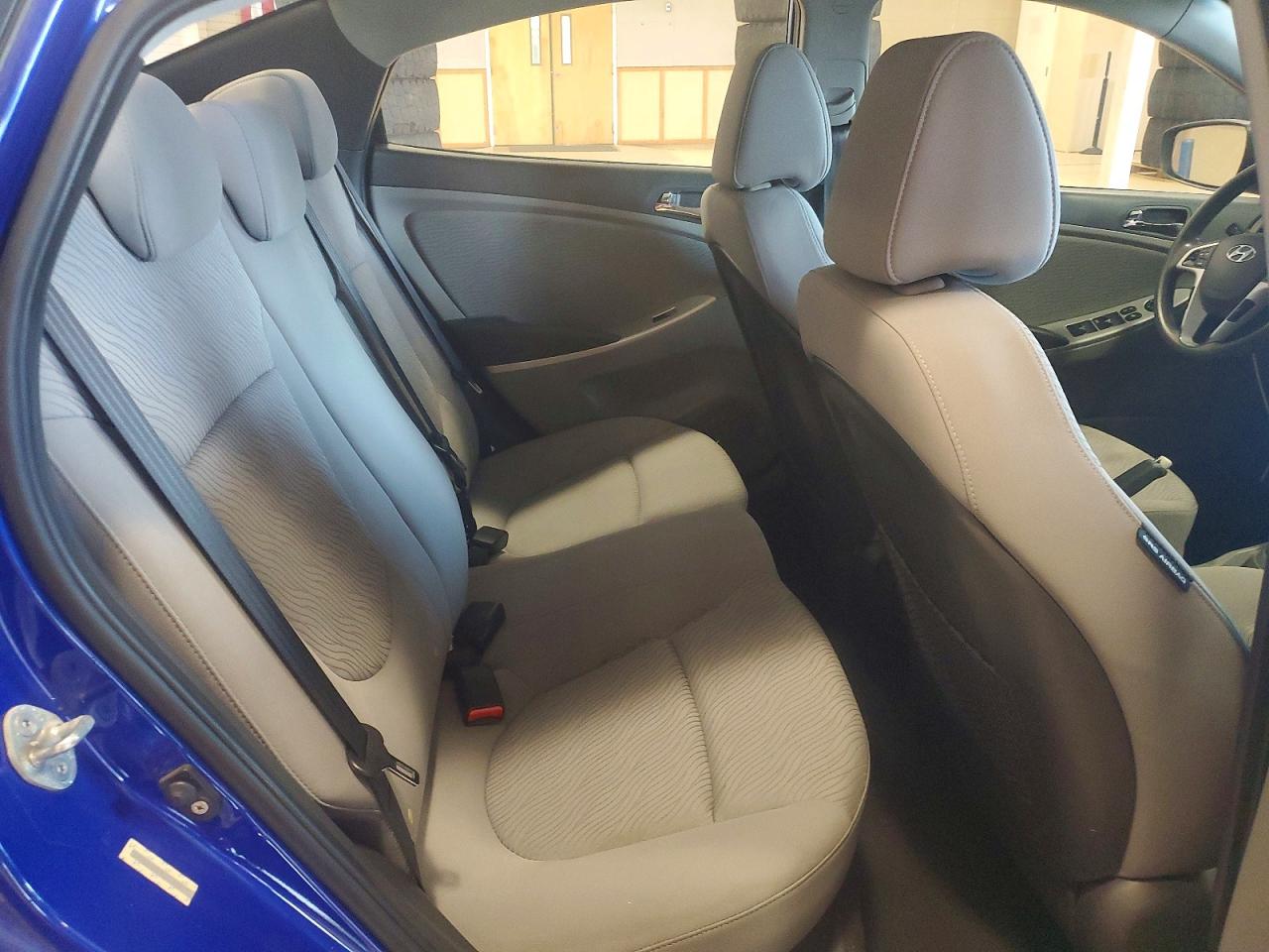 2012 Hyundai Accent Gls Blue vin: KMHCU4AE8CU167637