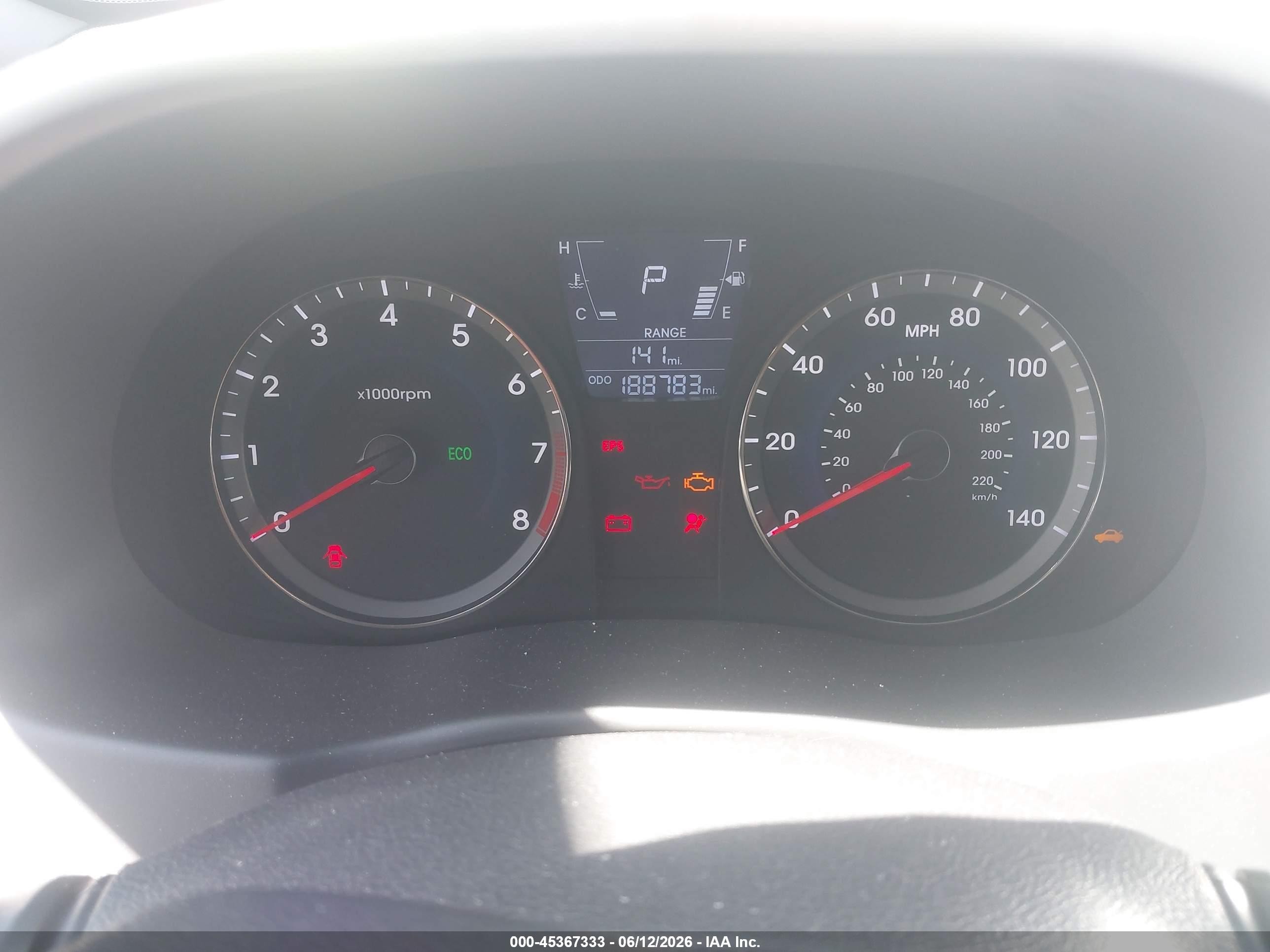 2013 Hyundai Accent Gls Silver vin: KMHCU4AE8DU275144