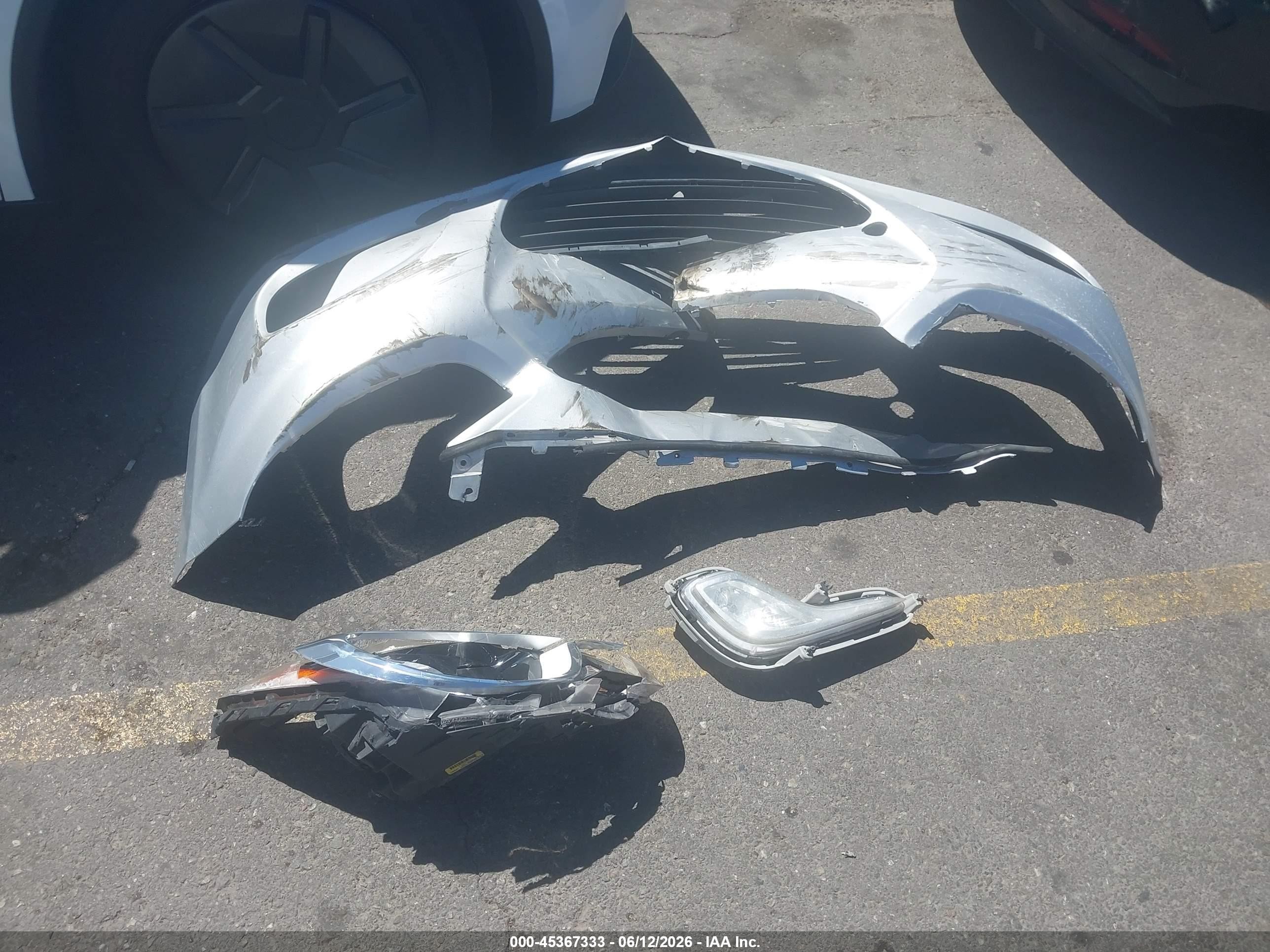 2013 Hyundai Accent Gls Silver vin: KMHCU4AE8DU275144