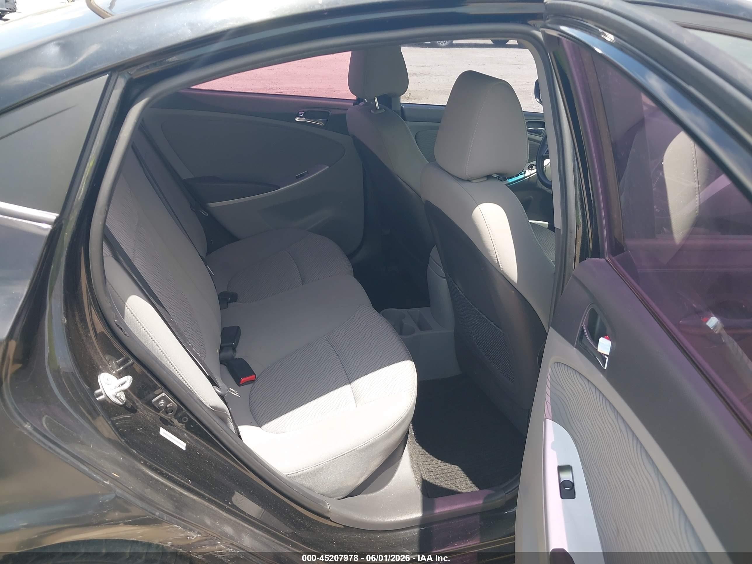 2014 Hyundai Accent Gls Black vin: KMHCU4AE8EU618410