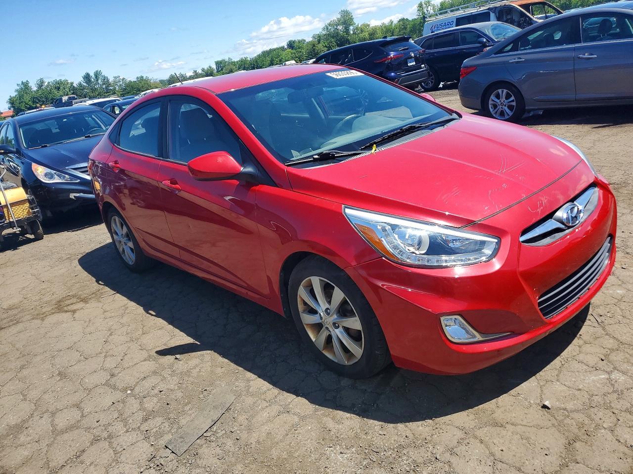 2014 Hyundai Accent Gls Red vin: KMHCU4AE8EU768307