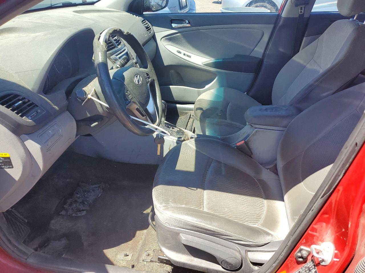2014 Hyundai Accent Gls Red vin: KMHCU4AE8EU768307
