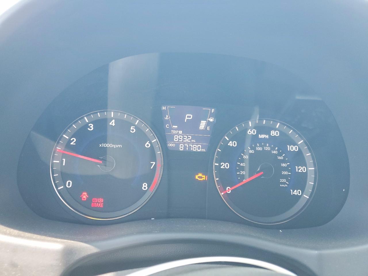 2012 Hyundai Accent Gls Silver vin: KMHCU4AE9CU121606
